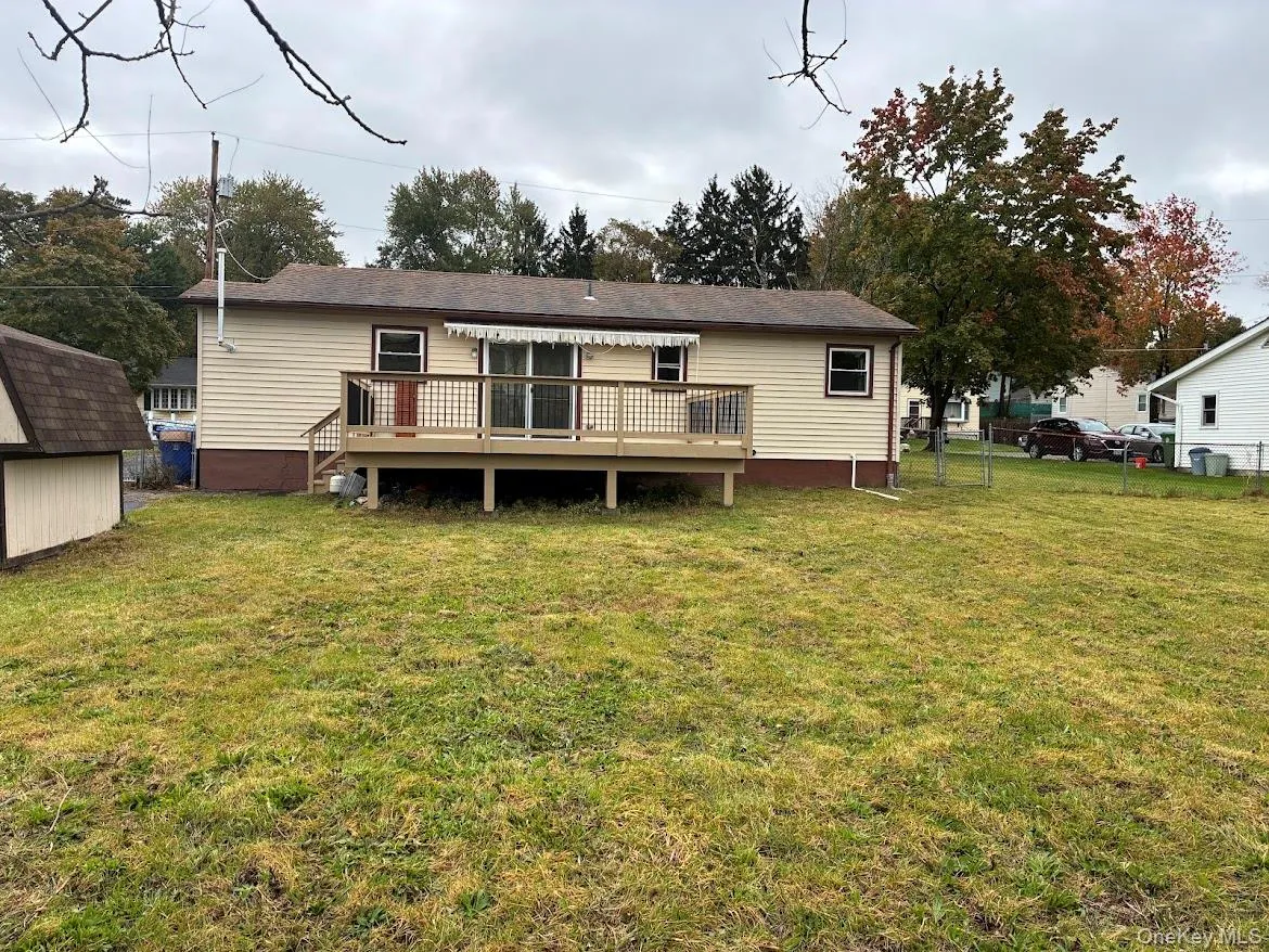 21 Willow Place, Middletown, NY, 3 Bedrooms Bedrooms, 5 Rooms Rooms,1 BathroomBathrooms,Residential,For Rent,Willow,0,1058807 21 Willow Place, Middletown, NY, 3 Bedrooms Bedrooms, 5 Rooms Rooms,1 BathroomBathrooms,Residential,For Rent,Willow,0,1058807