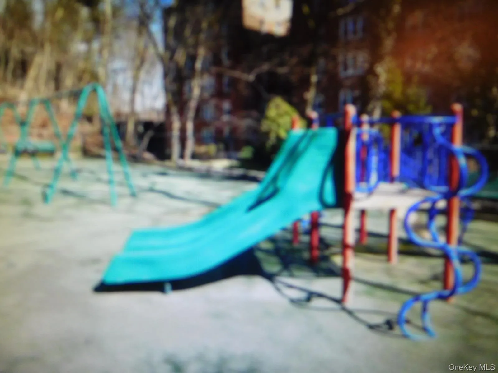 3 play areas in complex 3 play areas in complex