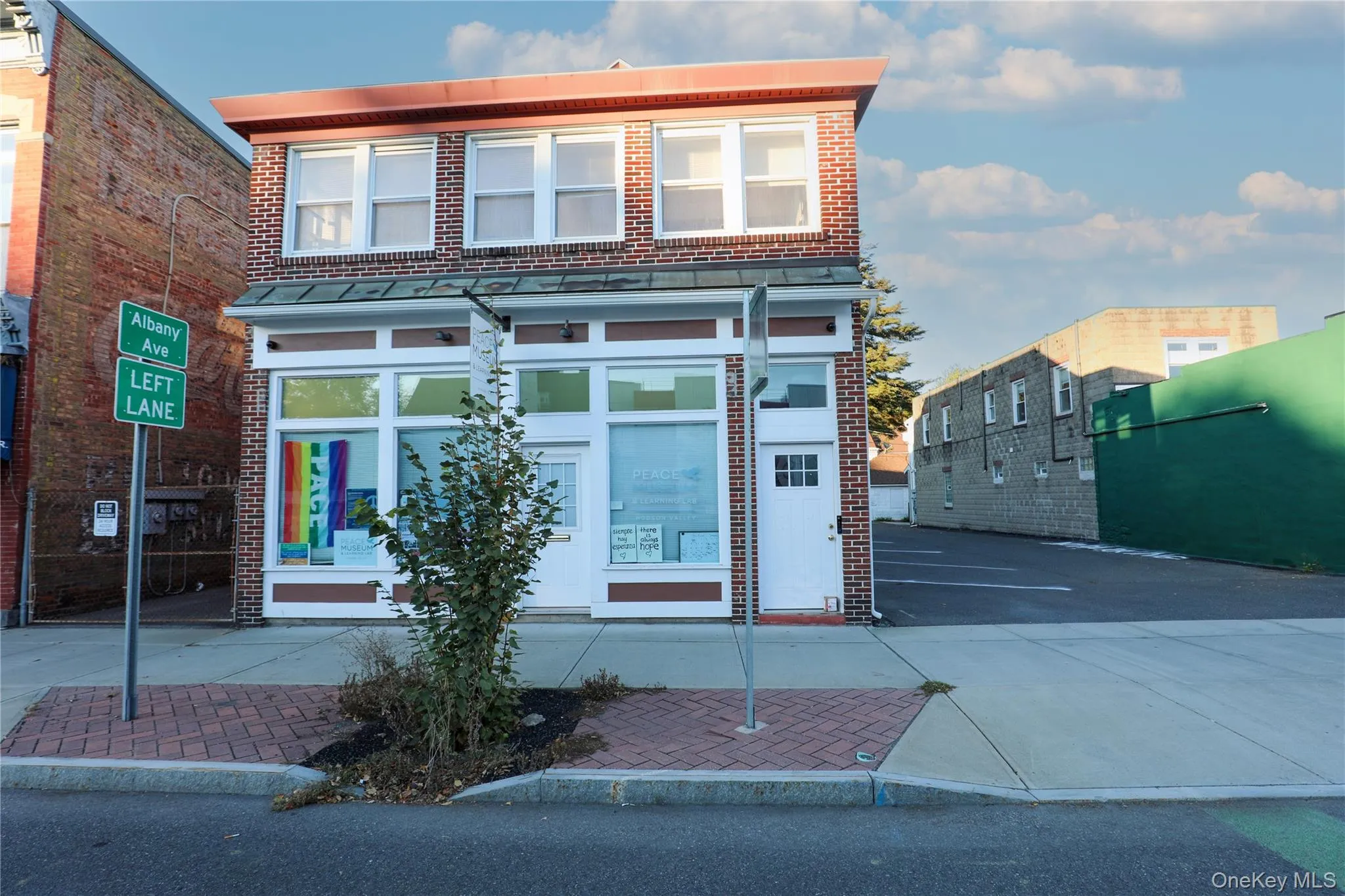 730 Broadway, Kingston, NY, 2 Bedroom Bedrooms, 4 Room Rooms,1 BathroomBathrooms,Residential Lease,For Rent,Broadway,0,1058822 730 Broadway, Kingston, NY, 2 Bedroom Bedrooms, 4 Room Rooms,1 BathroomBathrooms,Residential Lease,For Rent,Broadway,0,1058822