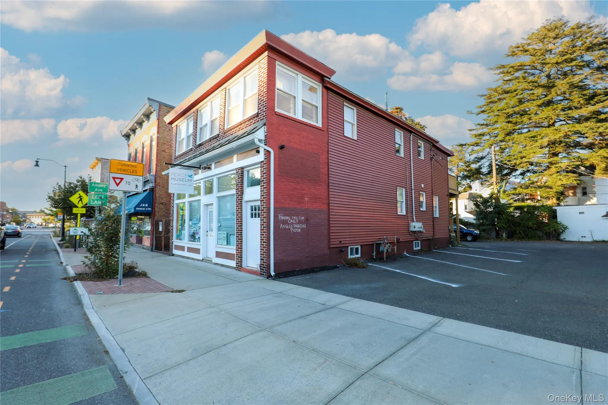 730 Broadway, Kingston, NY, 2 Bedroom Bedrooms, 4 Room Rooms,1 BathroomBathrooms,Residential Lease,For Rent,Broadway,0,1058822 730 Broadway, Kingston, NY, 2 Bedroom Bedrooms, 4 Room Rooms,1 BathroomBathrooms,Residential Lease,For Rent,Broadway,0,1058822