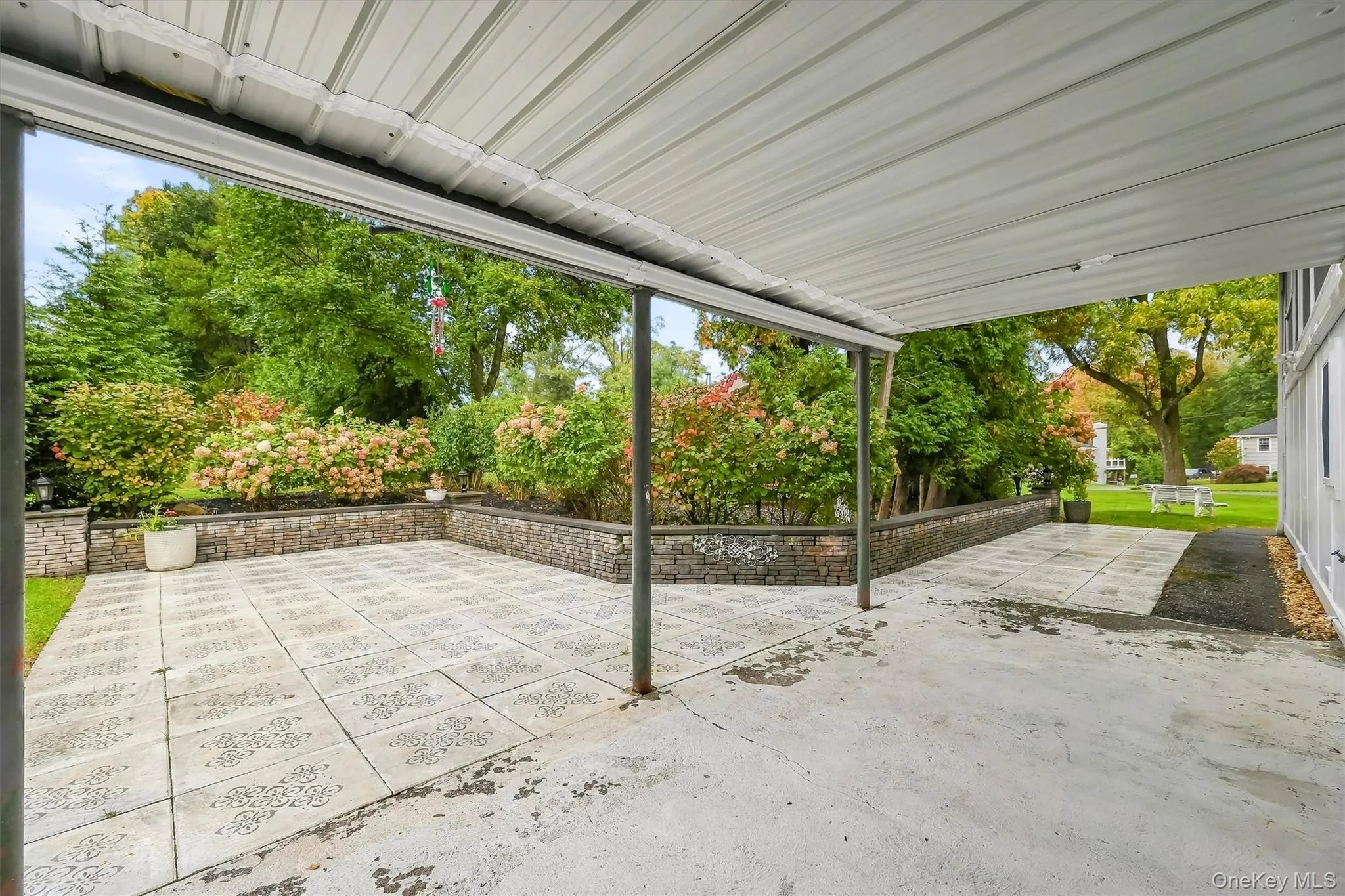 Covered patio Covered patio