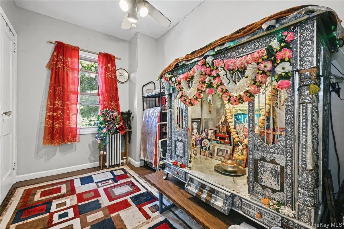 11507 103rd Avenue, New York, NY, 3 Bedrooms Bedrooms, 5 Rooms Rooms,1 BathroomBathrooms,Residential,For Rent,103rd,0,1058841 11507 103rd Avenue, New York, NY, 3 Bedrooms Bedrooms, 5 Rooms Rooms,1 BathroomBathrooms,Residential,For Rent,103rd,0,1058841