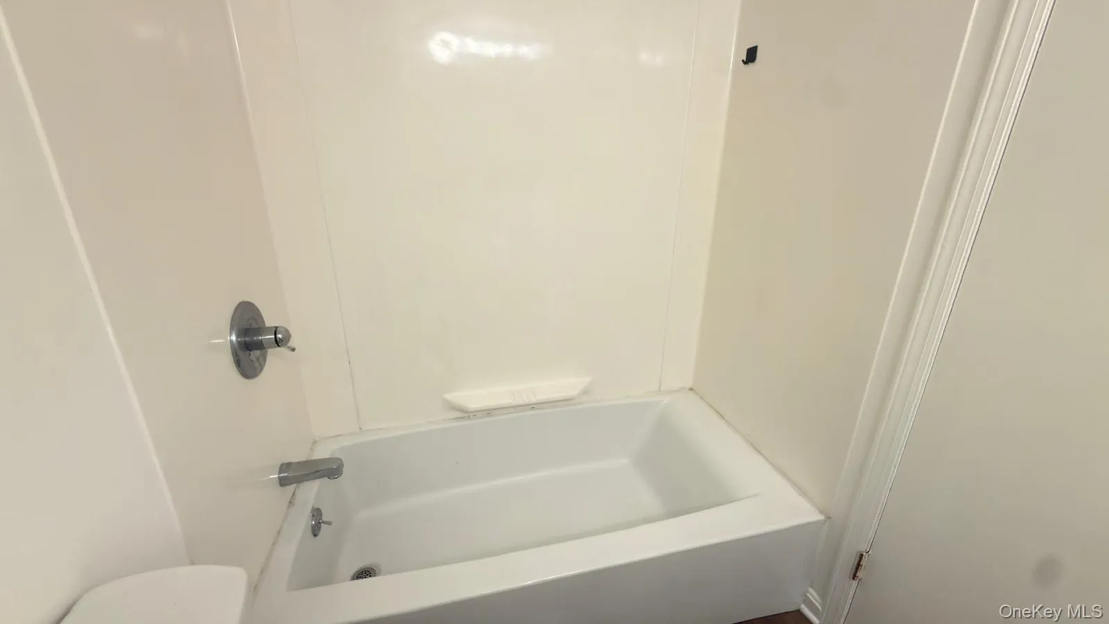 440 Carpenter Avenue, Newburgh (city), NY, 1 Bedroom Bedrooms, 5 Rooms Rooms,1 BathroomBathrooms,Residential,For Rent,Carpenter,0,1058846 440 Carpenter Avenue, Newburgh (city), NY, 1 Bedroom Bedrooms, 5 Rooms Rooms,1 BathroomBathrooms,Residential,For Rent,Carpenter,0,1058846