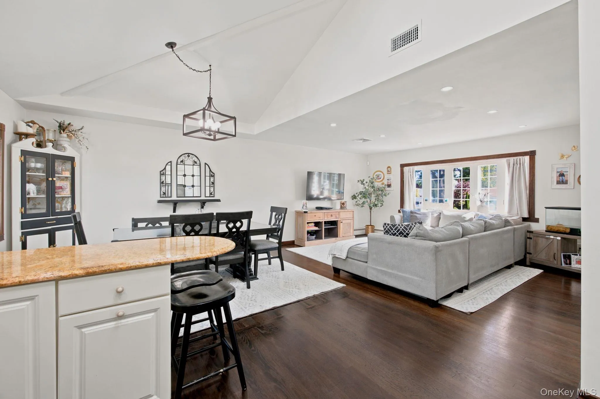 2125 Franklin Avenue, Hempstead, NY, 4 Bedrooms Bedrooms, 9 Rooms Rooms,2 BathroomsBathrooms,Residential,For Rent,Franklin,0,1058854 2125 Franklin Avenue, Hempstead, NY, 4 Bedrooms Bedrooms, 9 Rooms Rooms,2 BathroomsBathrooms,Residential,For Rent,Franklin,0,1058854