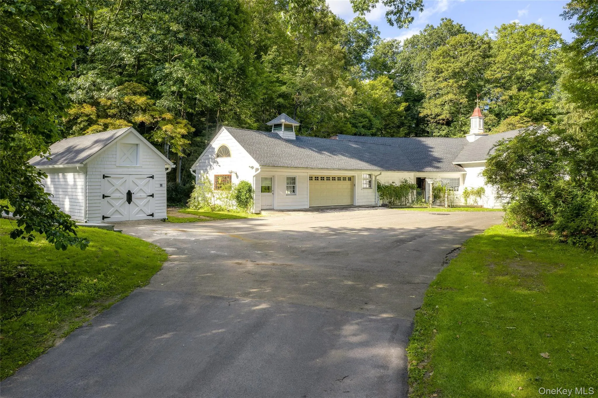 9 Cole Drive, North Castle, NY, 6 Bedrooms Bedrooms, 16 Rooms Rooms,6 BathroomsBathrooms,Residential,For Rent,Cole,0,1058855 9 Cole Drive, North Castle, NY, 6 Bedrooms Bedrooms, 16 Rooms Rooms,6 BathroomsBathrooms,Residential,For Rent,Cole,0,1058855
