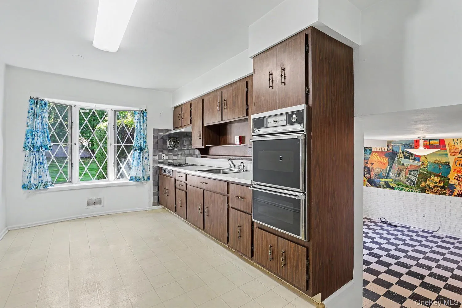 34 Radcliff Drive, Clarkstown, NY, 4 Bedrooms Bedrooms, 10 Rooms Rooms,1 BathroomBathrooms,Residential,For Rent,Radcliff,0,1058857 34 Radcliff Drive, Clarkstown, NY, 4 Bedrooms Bedrooms, 10 Rooms Rooms,1 BathroomBathrooms,Residential,For Rent,Radcliff,0,1058857