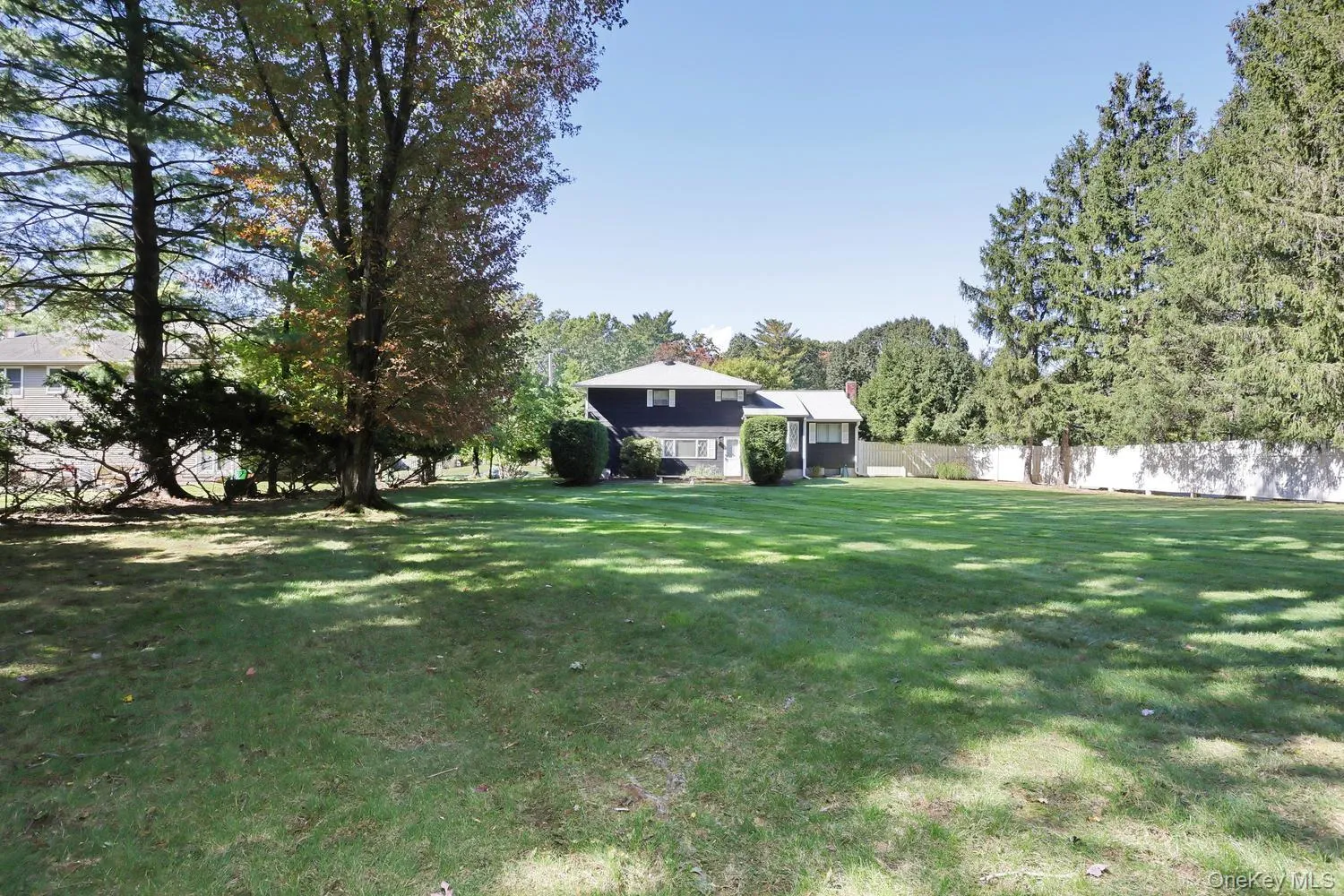 34 Radcliff Drive, Clarkstown, NY, 4 Bedrooms Bedrooms, 10 Rooms Rooms,1 BathroomBathrooms,Residential,For Rent,Radcliff,0,1058857 34 Radcliff Drive, Clarkstown, NY, 4 Bedrooms Bedrooms, 10 Rooms Rooms,1 BathroomBathrooms,Residential,For Rent,Radcliff,0,1058857