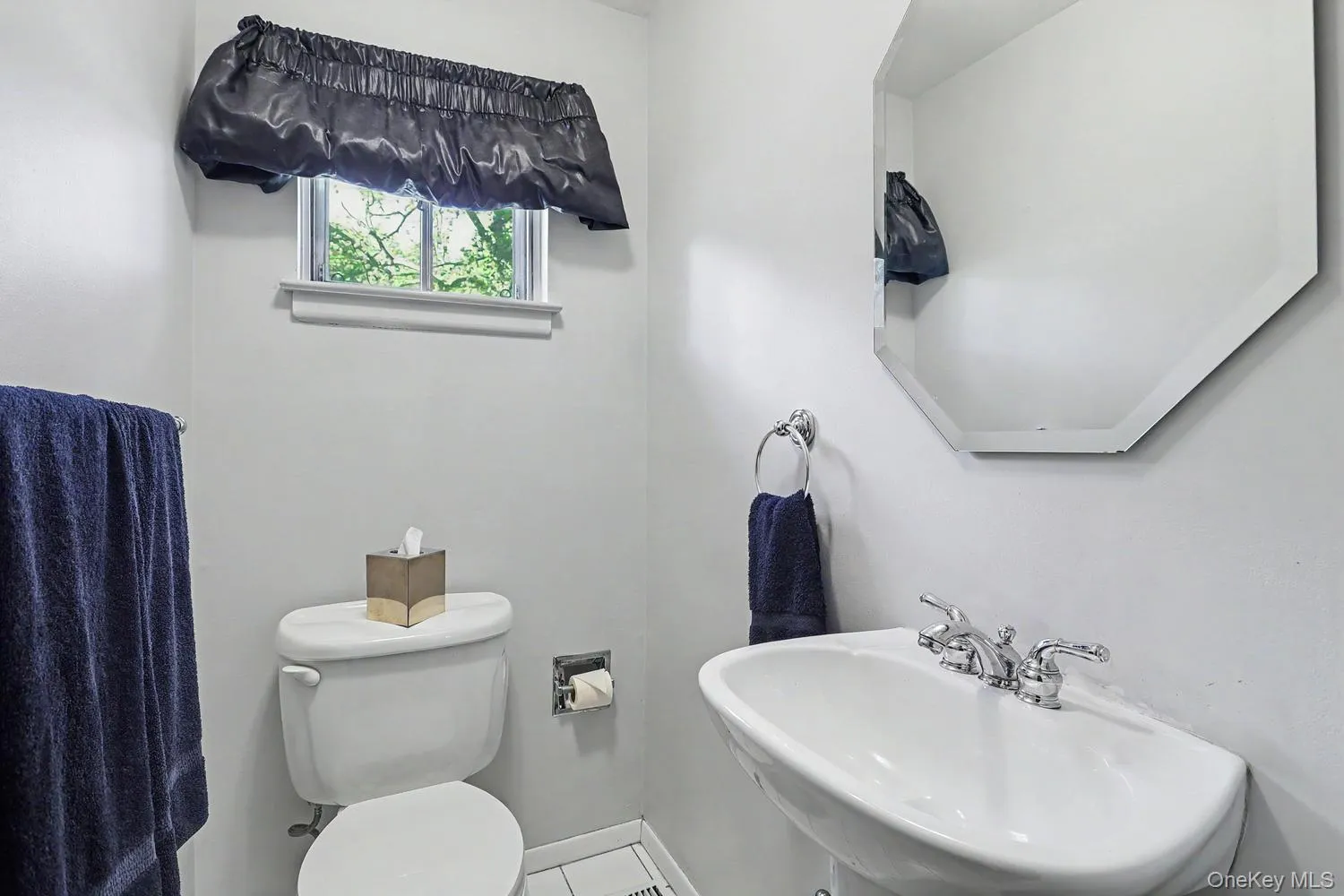 34 Radcliff Drive, Clarkstown, NY, 4 Bedrooms Bedrooms, 10 Rooms Rooms,1 BathroomBathrooms,Residential,For Rent,Radcliff,0,1058857 34 Radcliff Drive, Clarkstown, NY, 4 Bedrooms Bedrooms, 10 Rooms Rooms,1 BathroomBathrooms,Residential,For Rent,Radcliff,0,1058857
