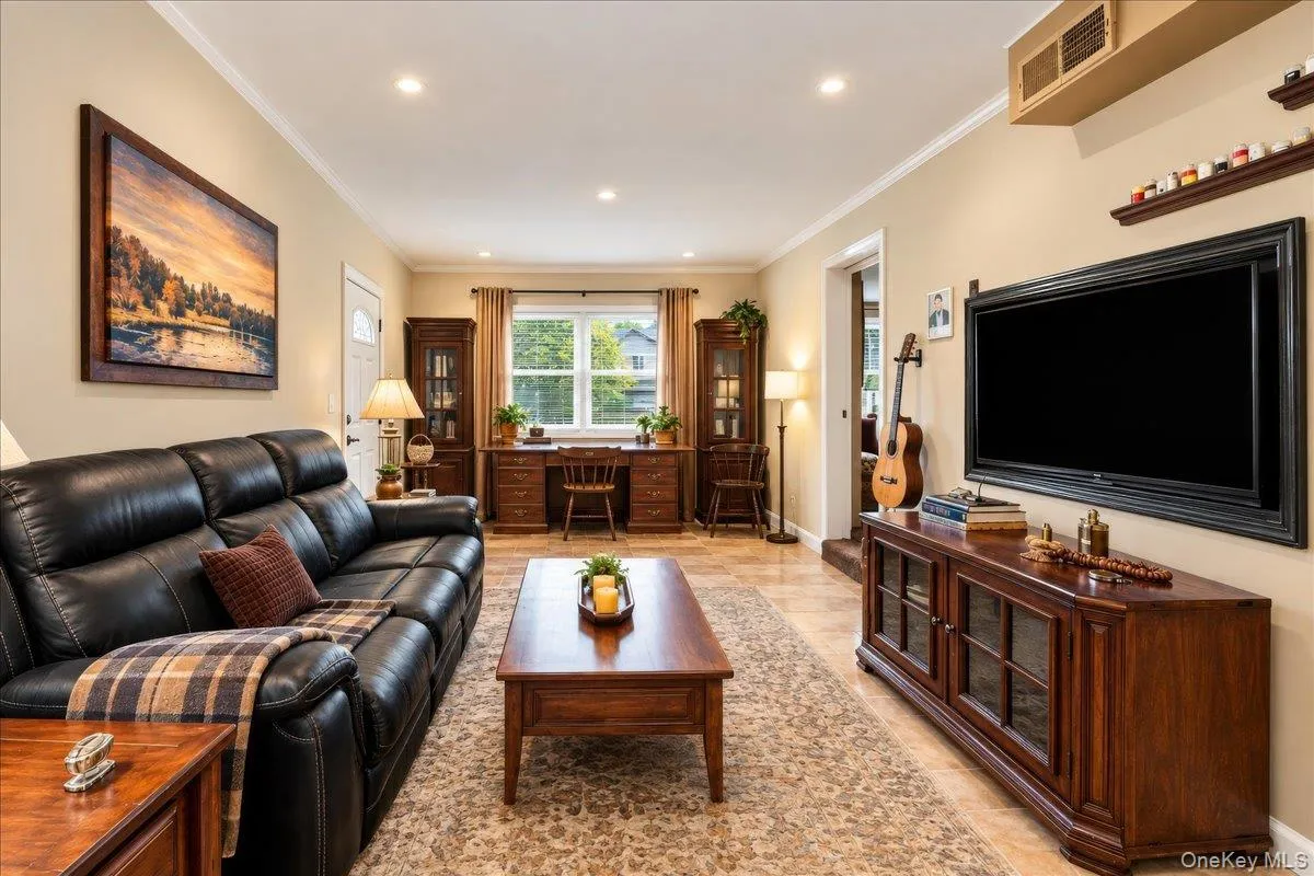 2653 Harding Avenue, New York, NY, 2 Bedrooms Bedrooms, 7 Rooms Rooms,2 BathroomsBathrooms,Residential,For Rent,Harding,0,1058858 2653 Harding Avenue, New York, NY, 2 Bedrooms Bedrooms, 7 Rooms Rooms,2 BathroomsBathrooms,Residential,For Rent,Harding,0,1058858
