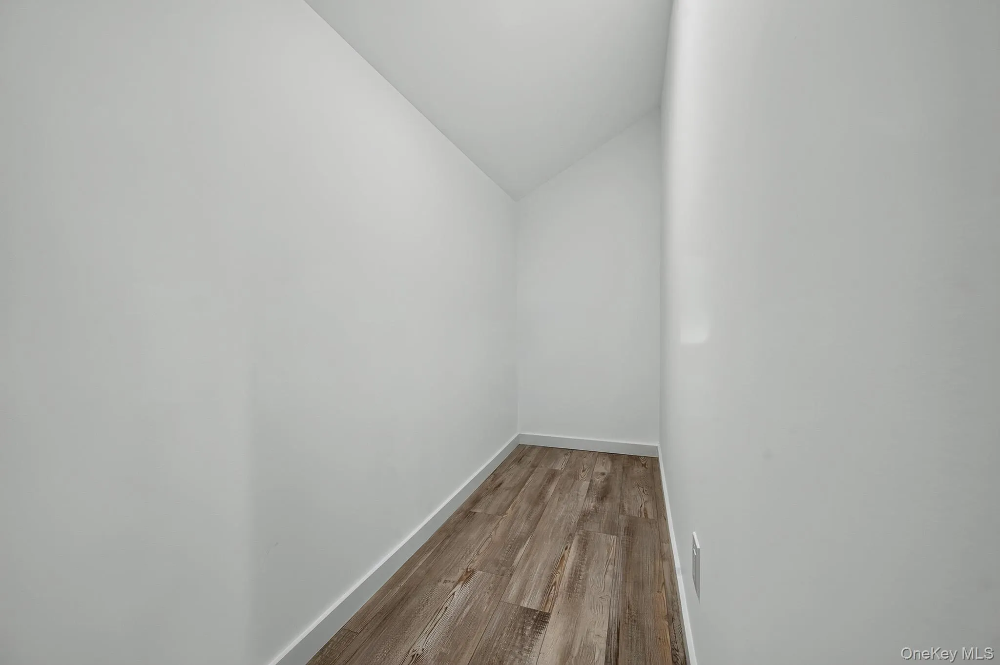 34 Pinelawn Avenue, Brookhaven, NY, 4 Bedrooms Bedrooms, 7 Rooms Rooms,3 BathroomsBathrooms,Residential,For Rent,Pinelawn,0,1058861 34 Pinelawn Avenue, Brookhaven, NY, 4 Bedrooms Bedrooms, 7 Rooms Rooms,3 BathroomsBathrooms,Residential,For Rent,Pinelawn,0,1058861