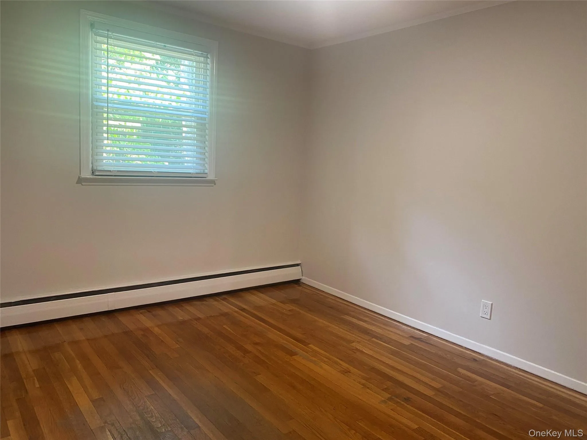 282 Laurel Road, Huntington, NY, 3 Bedroom Bedrooms, 6 Room Rooms,1 BathroomBathrooms,Residential Lease,For Rent,Laurel,0,1058864 282 Laurel Road, Huntington, NY, 3 Bedroom Bedrooms, 6 Room Rooms,1 BathroomBathrooms,Residential Lease,For Rent,Laurel,0,1058864