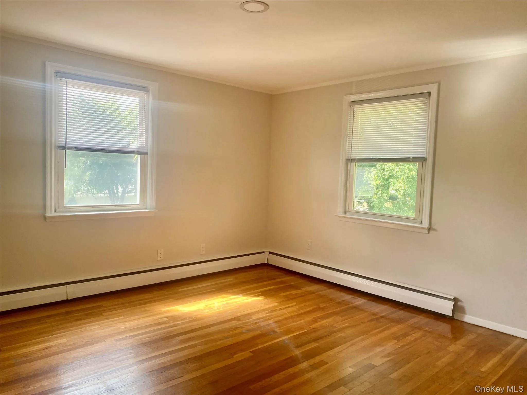 282 Laurel Road, Huntington, NY, 3 Bedroom Bedrooms, 6 Room Rooms,1 BathroomBathrooms,Residential Lease,For Rent,Laurel,0,1058864 282 Laurel Road, Huntington, NY, 3 Bedroom Bedrooms, 6 Room Rooms,1 BathroomBathrooms,Residential Lease,For Rent,Laurel,0,1058864