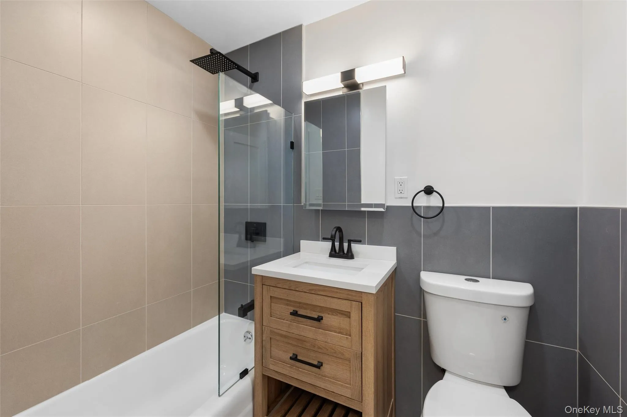 3671 Hudson Manor Terrace, New York, NY, 1 Bedroom Bedrooms, 3 Rooms Rooms,1 BathroomBathrooms,Residential,For Rent,Hudson Manor,0,1058867 3671 Hudson Manor Terrace, New York, NY, 1 Bedroom Bedrooms, 3 Rooms Rooms,1 BathroomBathrooms,Residential,For Rent,Hudson Manor,0,1058867