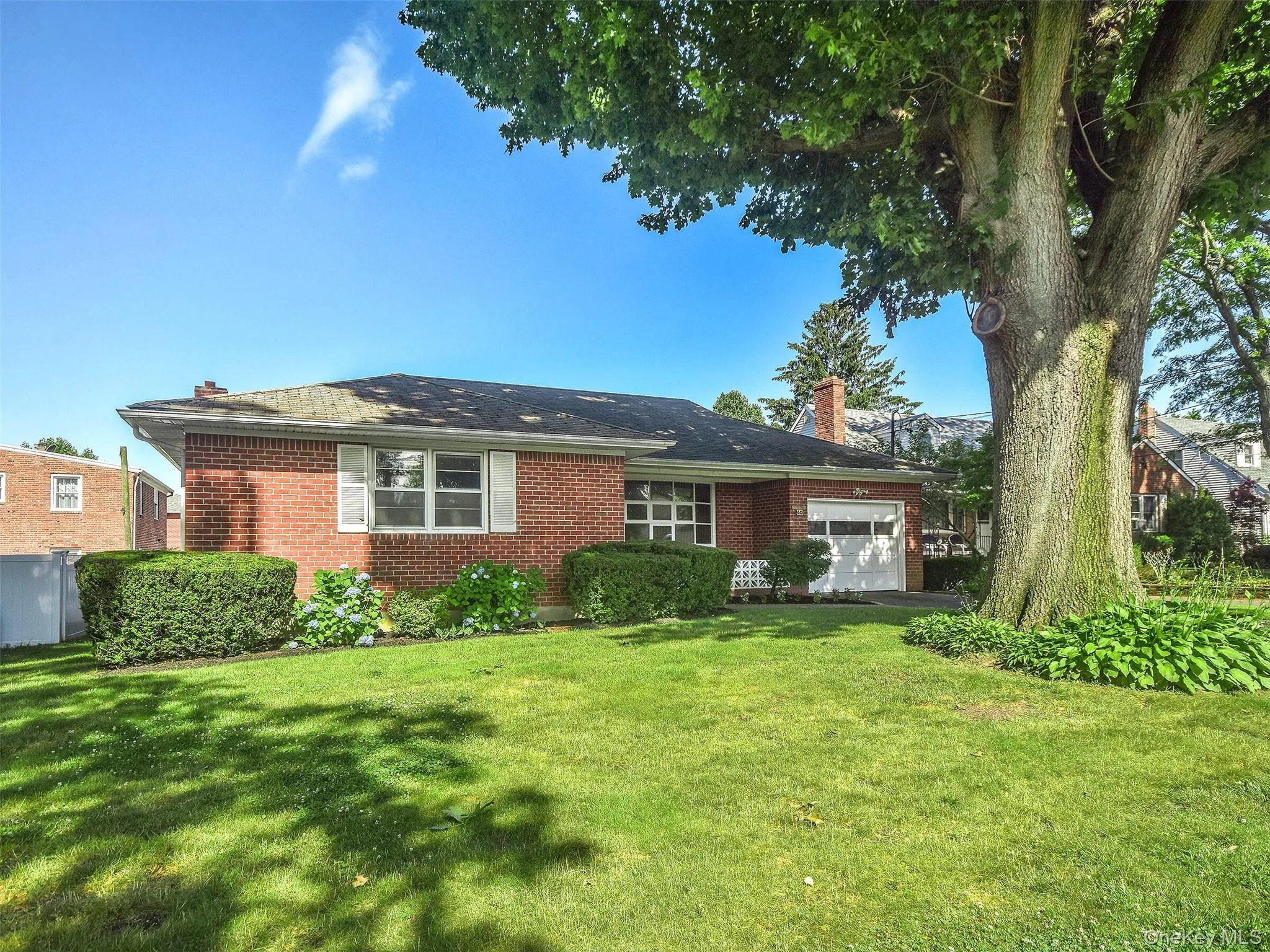 60 Smith Street, Oyster Bay, NY, 3 Bedroom Bedrooms, 6 Room Rooms,1 BathroomBathrooms,Residential Lease,For Rent,Smith,0,1058871 60 Smith Street, Oyster Bay, NY, 3 Bedroom Bedrooms, 6 Room Rooms,1 BathroomBathrooms,Residential Lease,For Rent,Smith,0,1058871