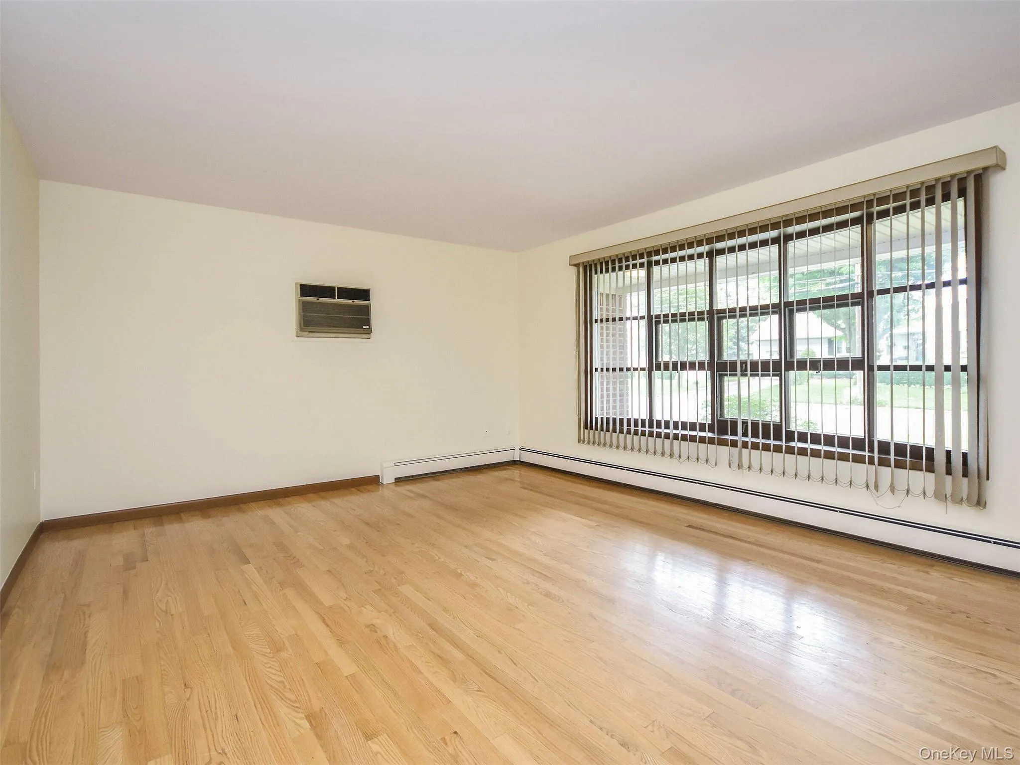60 Smith Street, Oyster Bay, NY, 3 Bedroom Bedrooms, 6 Room Rooms,1 BathroomBathrooms,Residential Lease,For Rent,Smith,0,1058871 60 Smith Street, Oyster Bay, NY, 3 Bedroom Bedrooms, 6 Room Rooms,1 BathroomBathrooms,Residential Lease,For Rent,Smith,0,1058871