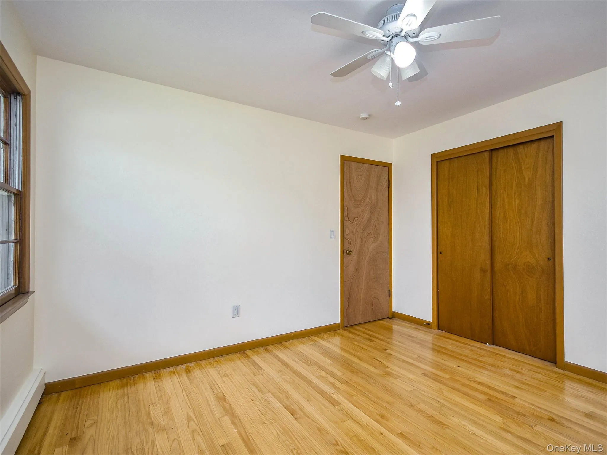 60 Smith Street, Oyster Bay, NY, 3 Bedroom Bedrooms, 6 Room Rooms,1 BathroomBathrooms,Residential Lease,For Rent,Smith,0,1058871 60 Smith Street, Oyster Bay, NY, 3 Bedroom Bedrooms, 6 Room Rooms,1 BathroomBathrooms,Residential Lease,For Rent,Smith,0,1058871