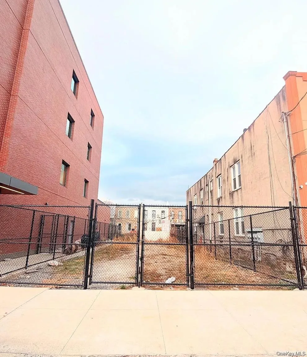 465 A Cleveland Street, New York, NY, ,Land,For Rent,Cleveland,0,1058874 465 A Cleveland Street, New York, NY, ,Land,For Rent,Cleveland,0,1058874