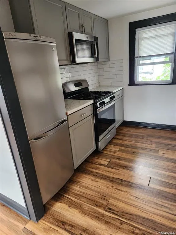 9 Court Street, Hempstead, NY, 1 Bedroom Bedrooms, 3 Room Rooms,1 BathroomBathrooms,Residential Lease,For Rent,Court,0,1058879 9 Court Street, Hempstead, NY, 1 Bedroom Bedrooms, 3 Room Rooms,1 BathroomBathrooms,Residential Lease,For Rent,Court,0,1058879