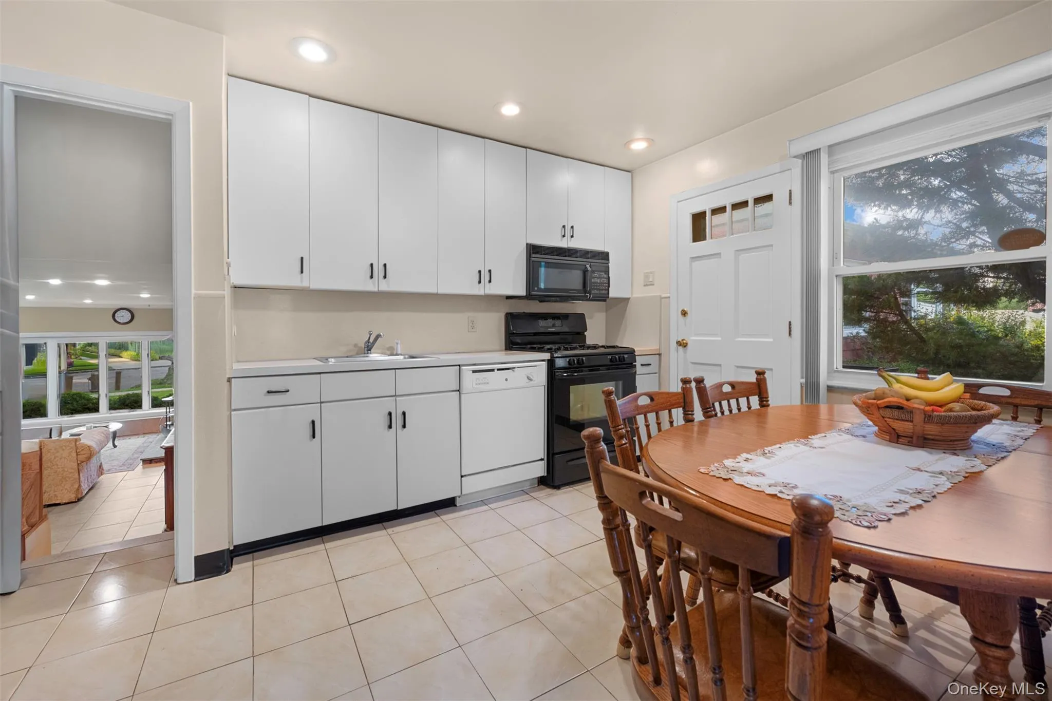 58-19 264th Street, New York, NY, 4 Bedrooms Bedrooms, 8 Rooms Rooms,2 BathroomsBathrooms,Residential,For Rent,264th,0,1058880 58-19 264th Street, New York, NY, 4 Bedrooms Bedrooms, 8 Rooms Rooms,2 BathroomsBathrooms,Residential,For Rent,264th,0,1058880