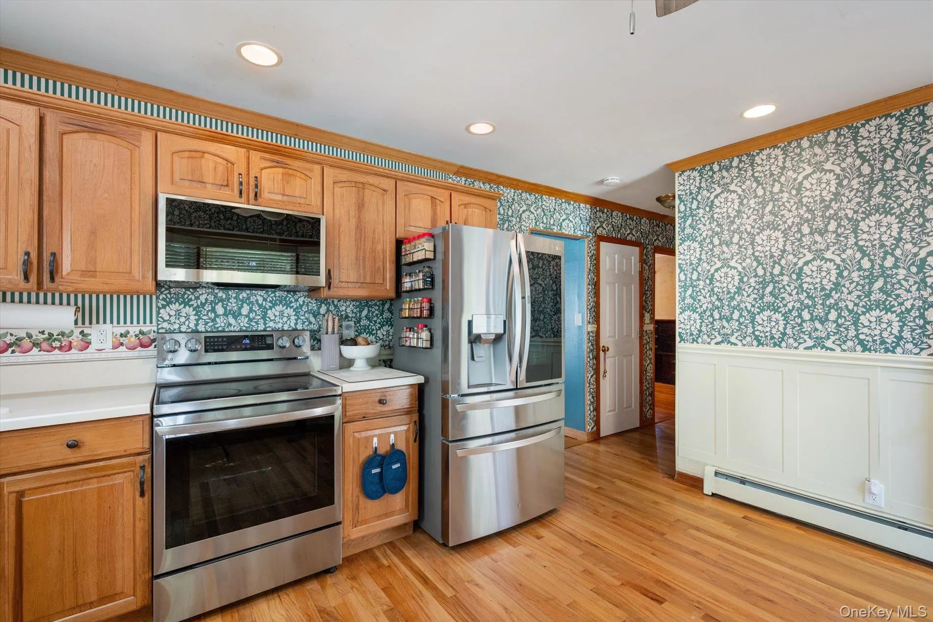 Eat In Kitchen Eat In Kitchen