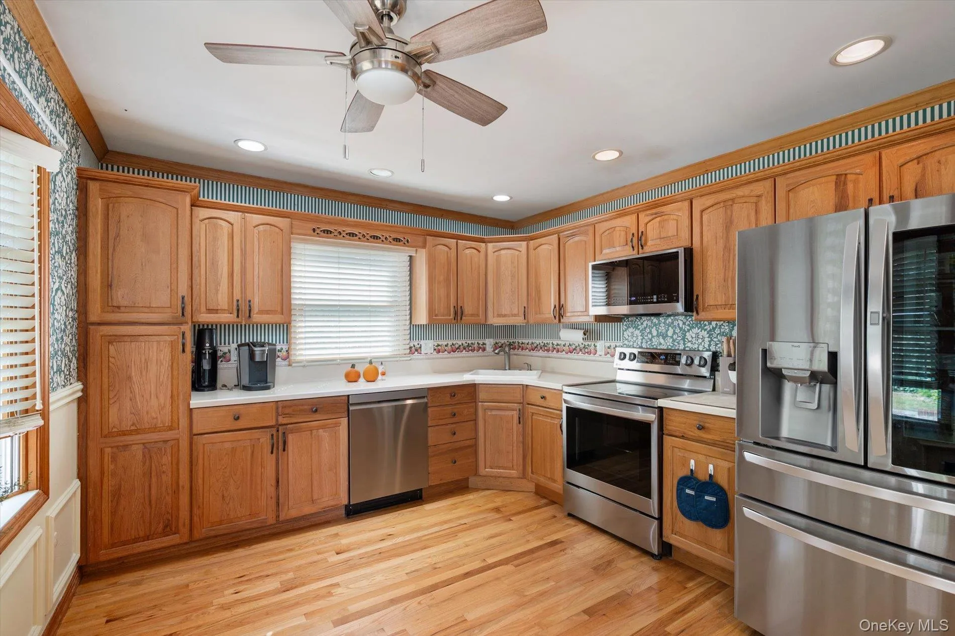 Eat In Kitchen Eat In Kitchen