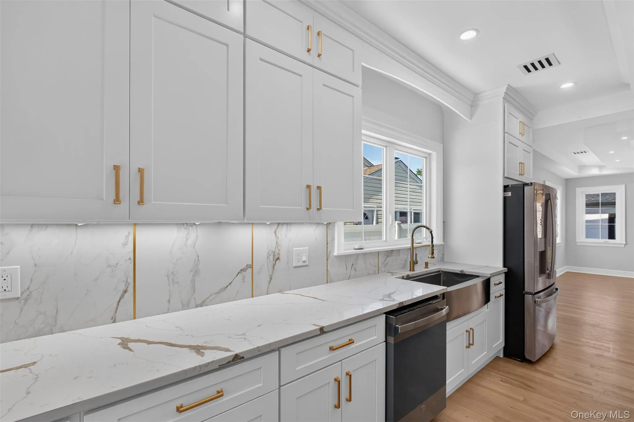 1550 Debra Place, Hempstead, NY, 5 Bedrooms Bedrooms, 10 Rooms Rooms,5 BathroomsBathrooms,Residential,For Rent,Debra,0,1058888 1550 Debra Place, Hempstead, NY, 5 Bedrooms Bedrooms, 10 Rooms Rooms,5 BathroomsBathrooms,Residential,For Rent,Debra,0,1058888