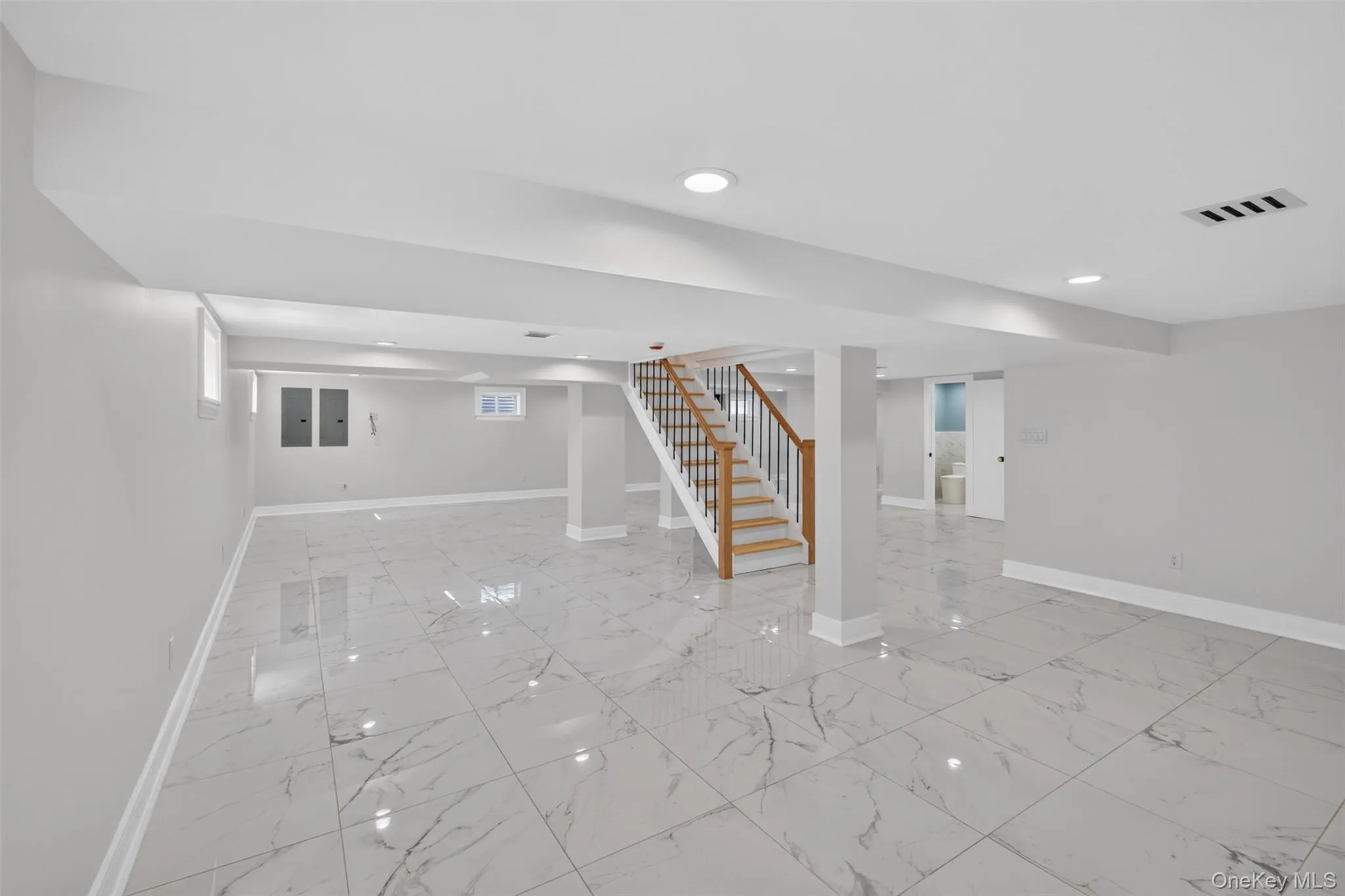 1550 Debra Place, Hempstead, NY, 5 Bedrooms Bedrooms, 10 Rooms Rooms,5 BathroomsBathrooms,Residential,For Rent,Debra,0,1058888 1550 Debra Place, Hempstead, NY, 5 Bedrooms Bedrooms, 10 Rooms Rooms,5 BathroomsBathrooms,Residential,For Rent,Debra,0,1058888