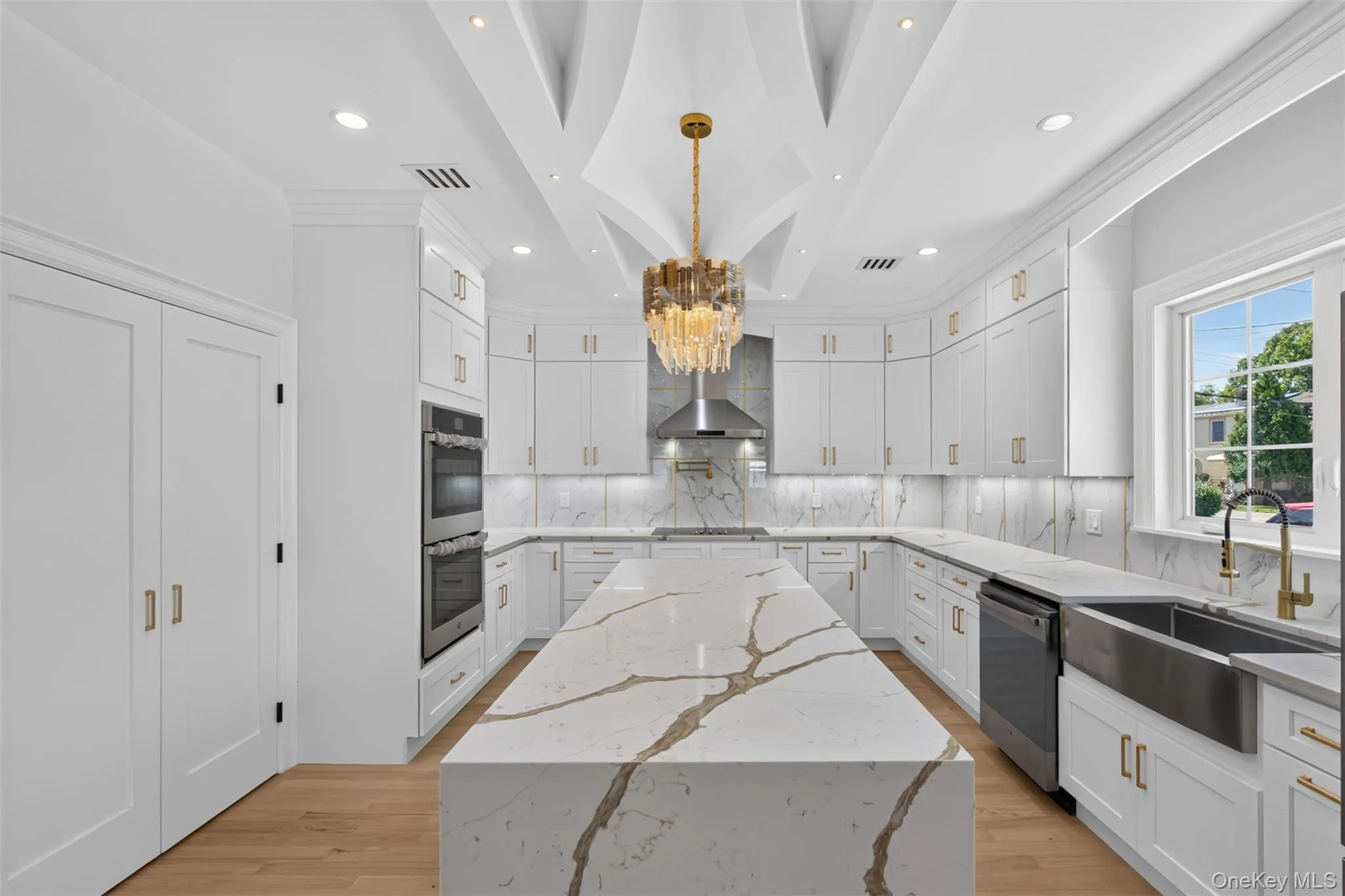 1550 Debra Place, Hempstead, NY, 5 Bedrooms Bedrooms, 10 Rooms Rooms,5 BathroomsBathrooms,Residential,For Rent,Debra,0,1058888 1550 Debra Place, Hempstead, NY, 5 Bedrooms Bedrooms, 10 Rooms Rooms,5 BathroomsBathrooms,Residential,For Rent,Debra,0,1058888