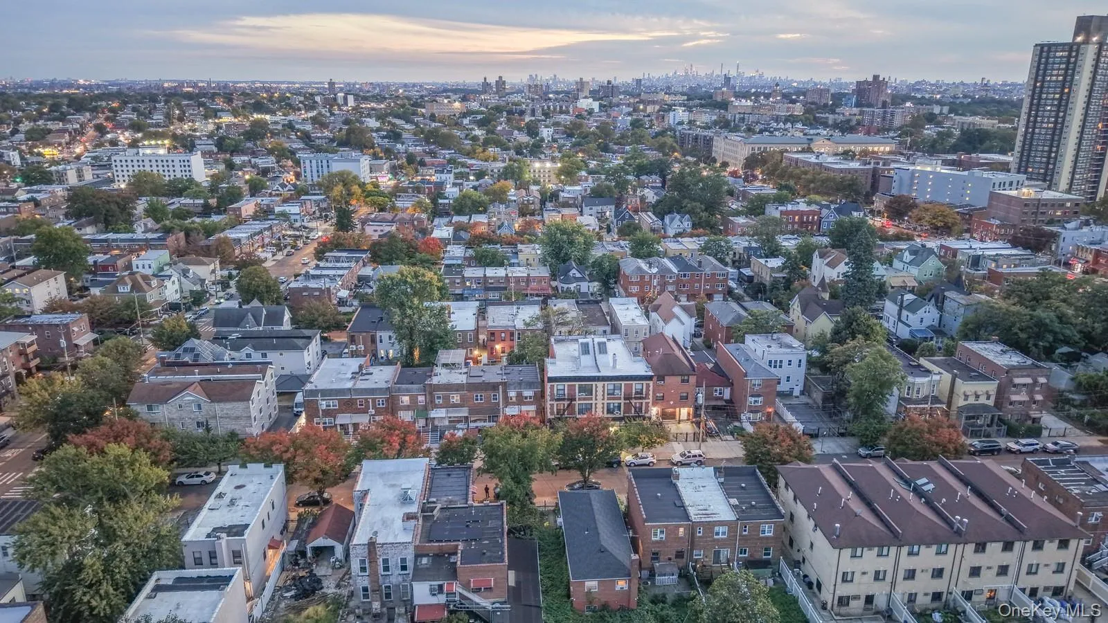 946 215th Street, New York, NY, 3 Bedrooms Bedrooms, 5 Rooms Rooms,1 BathroomBathrooms,Residential,For Rent,215th,0,1058893 946 215th Street, New York, NY, 3 Bedrooms Bedrooms, 5 Rooms Rooms,1 BathroomBathrooms,Residential,For Rent,215th,0,1058893