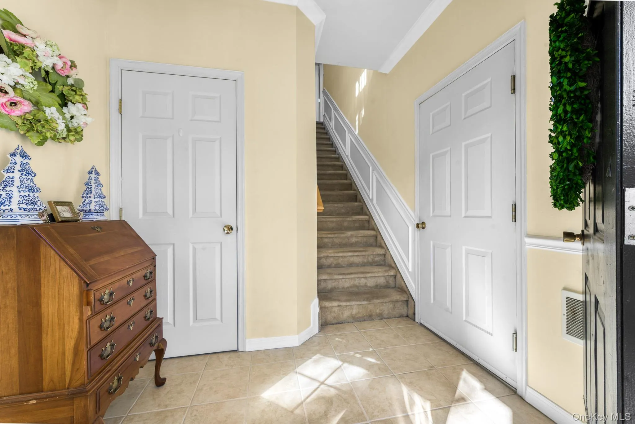 3102 Amen Corner, Riverhead, NY, 2 Bedrooms Bedrooms, 8 Rooms Rooms,2 BathroomsBathrooms,Residential,For Rent,Amen,0,1058899 3102 Amen Corner, Riverhead, NY, 2 Bedrooms Bedrooms, 8 Rooms Rooms,2 BathroomsBathrooms,Residential,For Rent,Amen,0,1058899