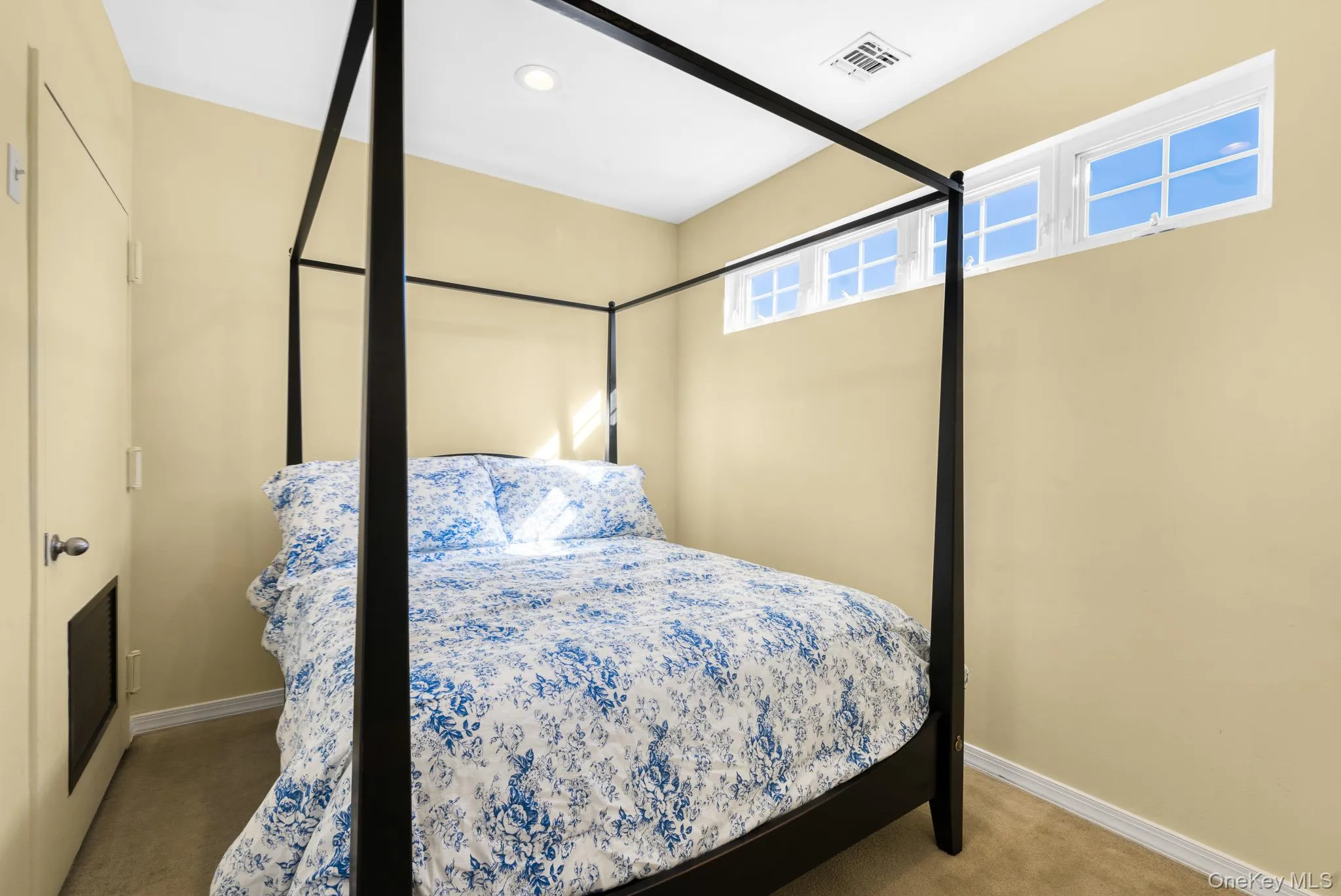 3102 Amen Corner, Riverhead, NY, 2 Bedrooms Bedrooms, 8 Rooms Rooms,2 BathroomsBathrooms,Residential,For Rent,Amen,0,1058899 3102 Amen Corner, Riverhead, NY, 2 Bedrooms Bedrooms, 8 Rooms Rooms,2 BathroomsBathrooms,Residential,For Rent,Amen,0,1058899