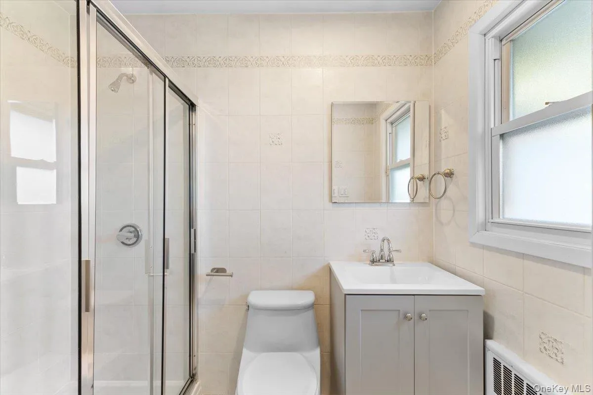 84 Melanie Lane, Oyster Bay, NY, 3 Bedrooms Bedrooms, 9 Rooms Rooms,3 BathroomsBathrooms,Residential,For Rent,Melanie,0,1058901 84 Melanie Lane, Oyster Bay, NY, 3 Bedrooms Bedrooms, 9 Rooms Rooms,3 BathroomsBathrooms,Residential,For Rent,Melanie,0,1058901