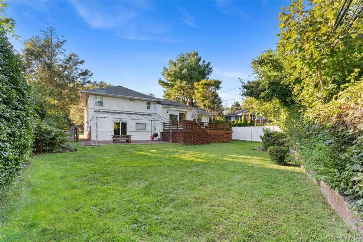 84 Melanie Lane, Oyster Bay, NY, 3 Bedrooms Bedrooms, 9 Rooms Rooms,3 BathroomsBathrooms,Residential,For Rent,Melanie,0,1058901 84 Melanie Lane, Oyster Bay, NY, 3 Bedrooms Bedrooms, 9 Rooms Rooms,3 BathroomsBathrooms,Residential,For Rent,Melanie,0,1058901
