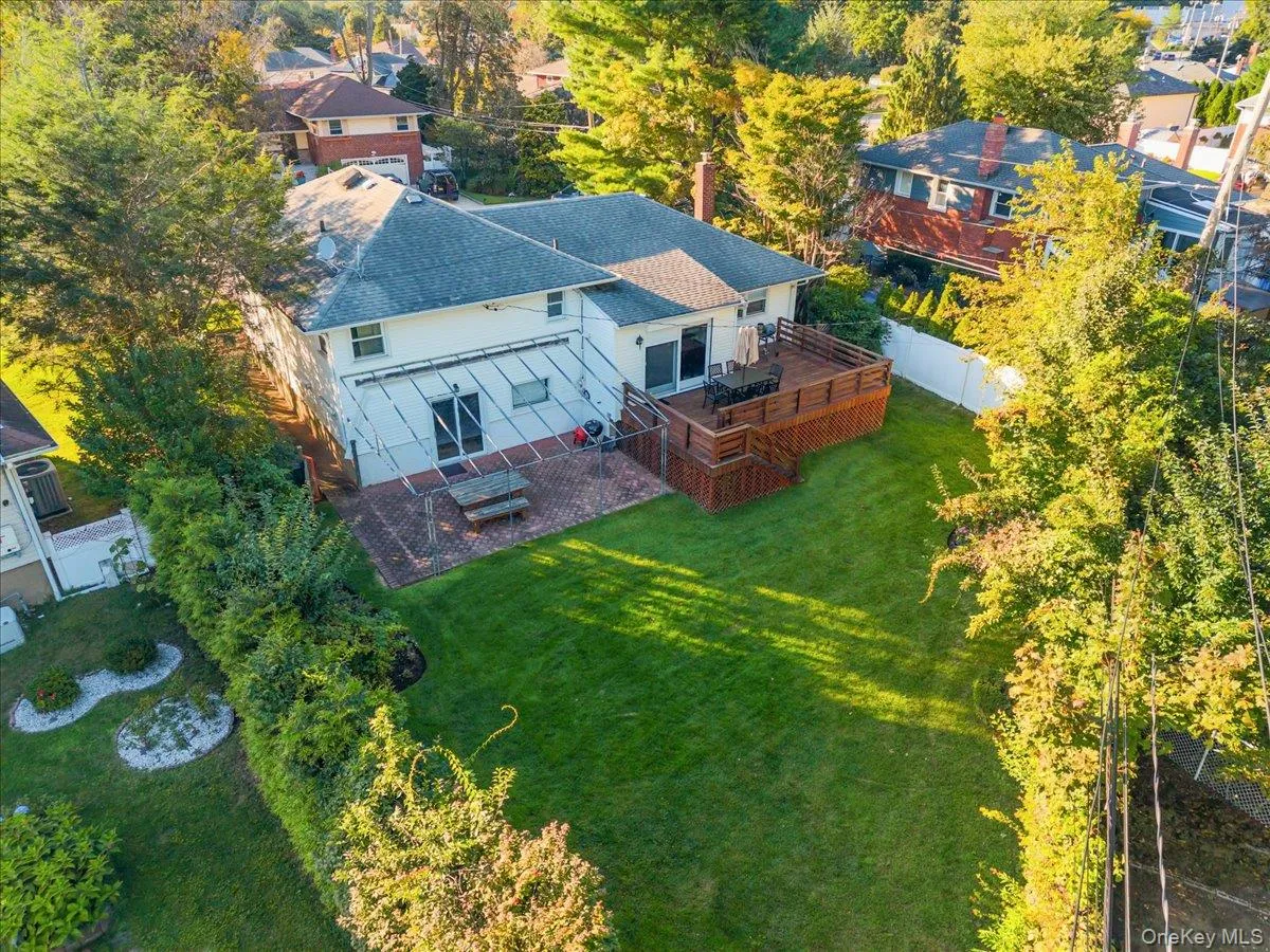 84 Melanie Lane, Oyster Bay, NY, 3 Bedrooms Bedrooms, 9 Rooms Rooms,3 BathroomsBathrooms,Residential,For Rent,Melanie,0,1058901 84 Melanie Lane, Oyster Bay, NY, 3 Bedrooms Bedrooms, 9 Rooms Rooms,3 BathroomsBathrooms,Residential,For Rent,Melanie,0,1058901