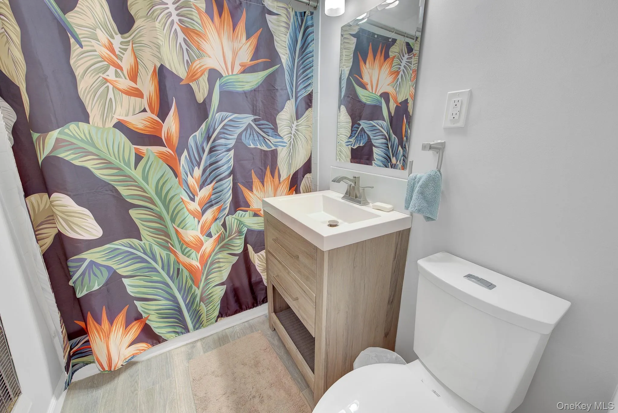 54-40 Little Neck Parkway, New York, NY, 1 Bedroom Bedrooms, 3 Rooms Rooms,1 BathroomBathrooms,Residential,For Rent,Little Neck,0,1058910 54-40 Little Neck Parkway, New York, NY, 1 Bedroom Bedrooms, 3 Rooms Rooms,1 BathroomBathrooms,Residential,For Rent,Little Neck,0,1058910
