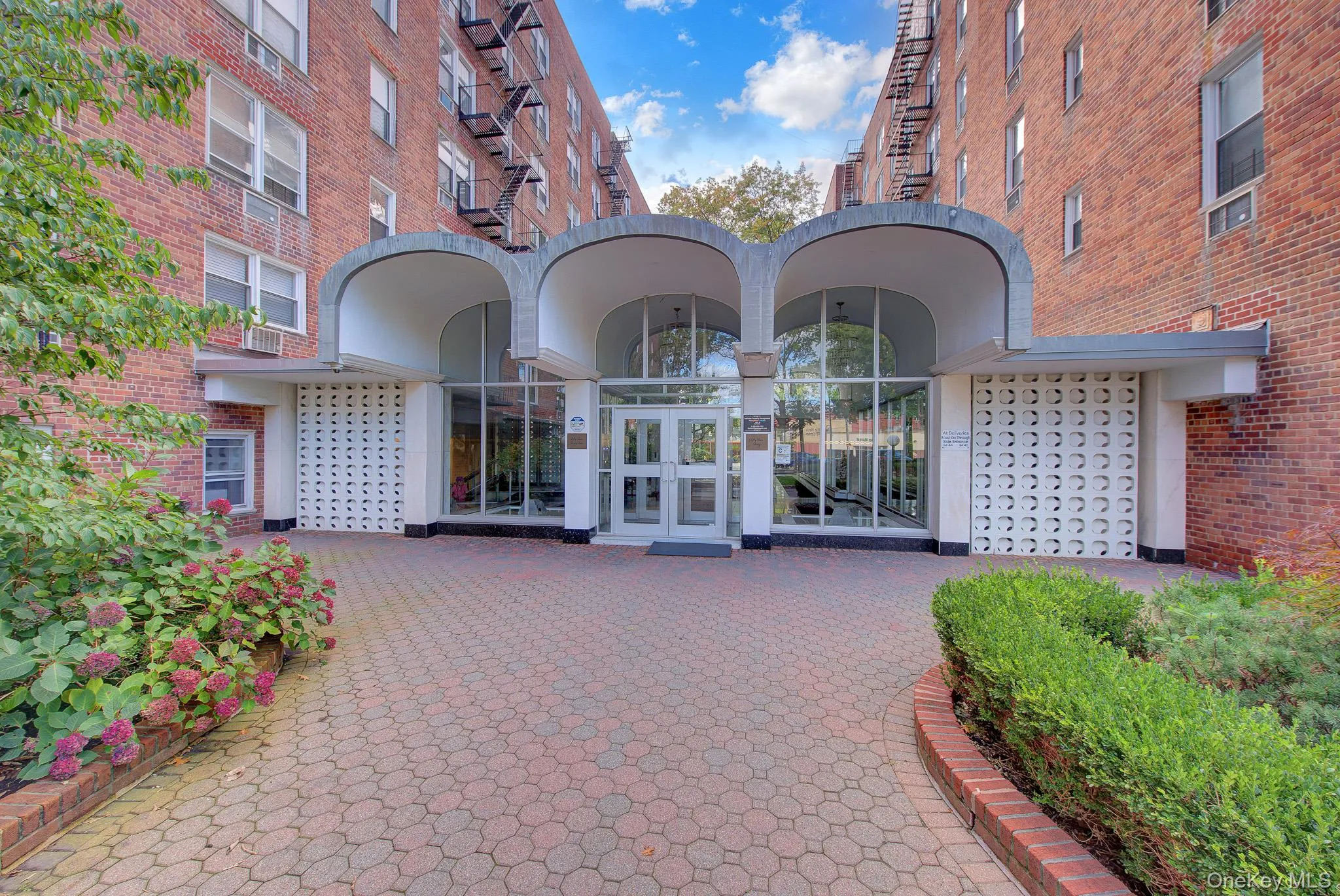 54-40 Little Neck Parkway, New York, NY, 1 Bedroom Bedrooms, 3 Rooms Rooms,1 BathroomBathrooms,Residential,For Rent,Little Neck,0,1058910 54-40 Little Neck Parkway, New York, NY, 1 Bedroom Bedrooms, 3 Rooms Rooms,1 BathroomBathrooms,Residential,For Rent,Little Neck,0,1058910
