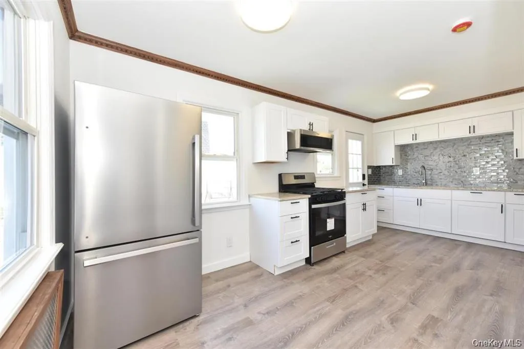 461 Pinebrook Avenue, Hempstead, NY, 3 Bedrooms Bedrooms, 8 Rooms Rooms,2 BathroomsBathrooms,Residential,For Rent,Pinebrook,0,1058912 461 Pinebrook Avenue, Hempstead, NY, 3 Bedrooms Bedrooms, 8 Rooms Rooms,2 BathroomsBathrooms,Residential,For Rent,Pinebrook,0,1058912