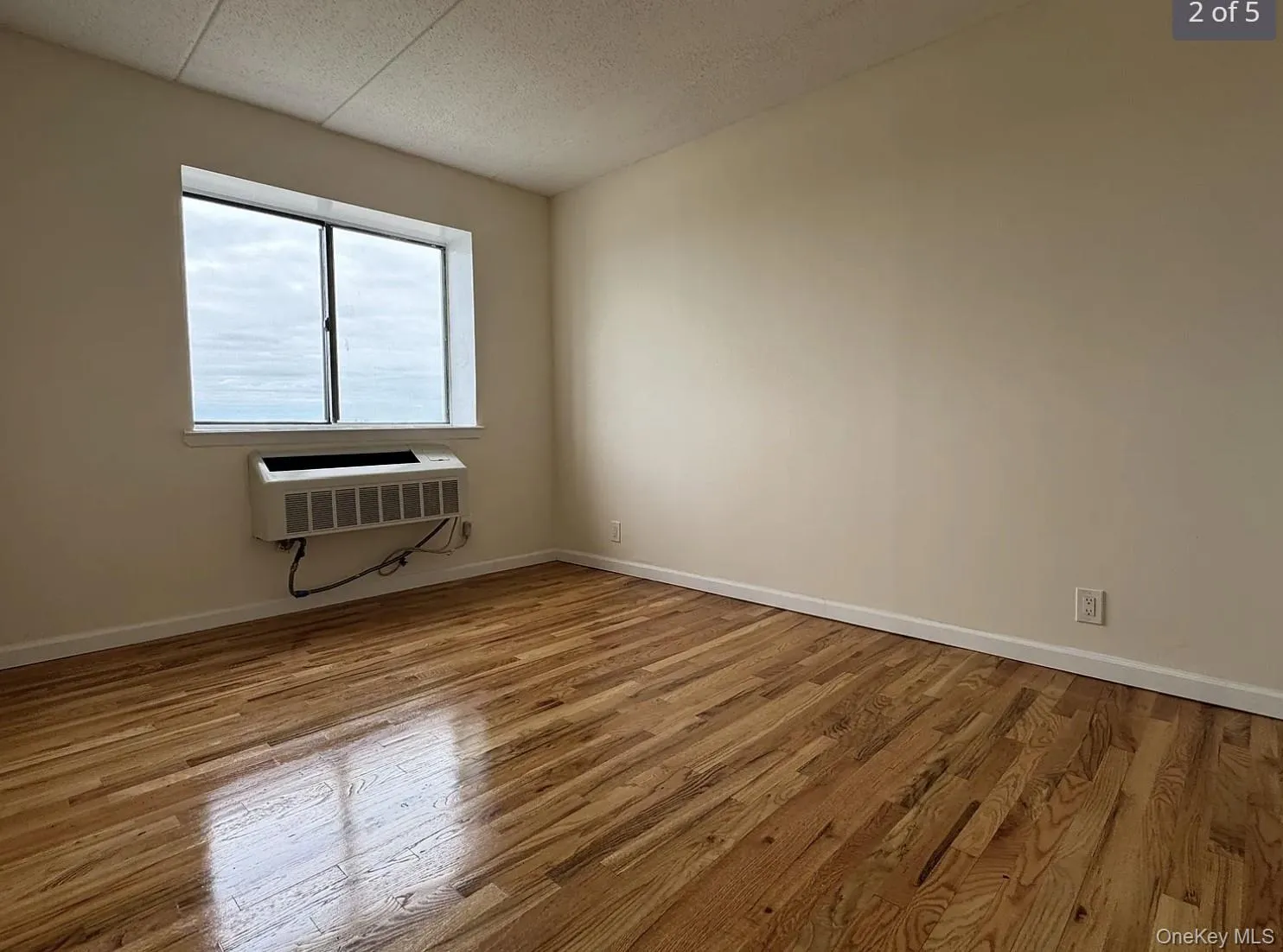 145-18 34th Avenue, New York, NY, 2 Bedroom Bedrooms, 6 Room Rooms,2 BathroomBathrooms,Residential Lease,For Rent,34th Avenue,0,1058917 145-18 34th Avenue, New York, NY, 2 Bedroom Bedrooms, 6 Room Rooms,2 BathroomBathrooms,Residential Lease,For Rent,34th Avenue,0,1058917
