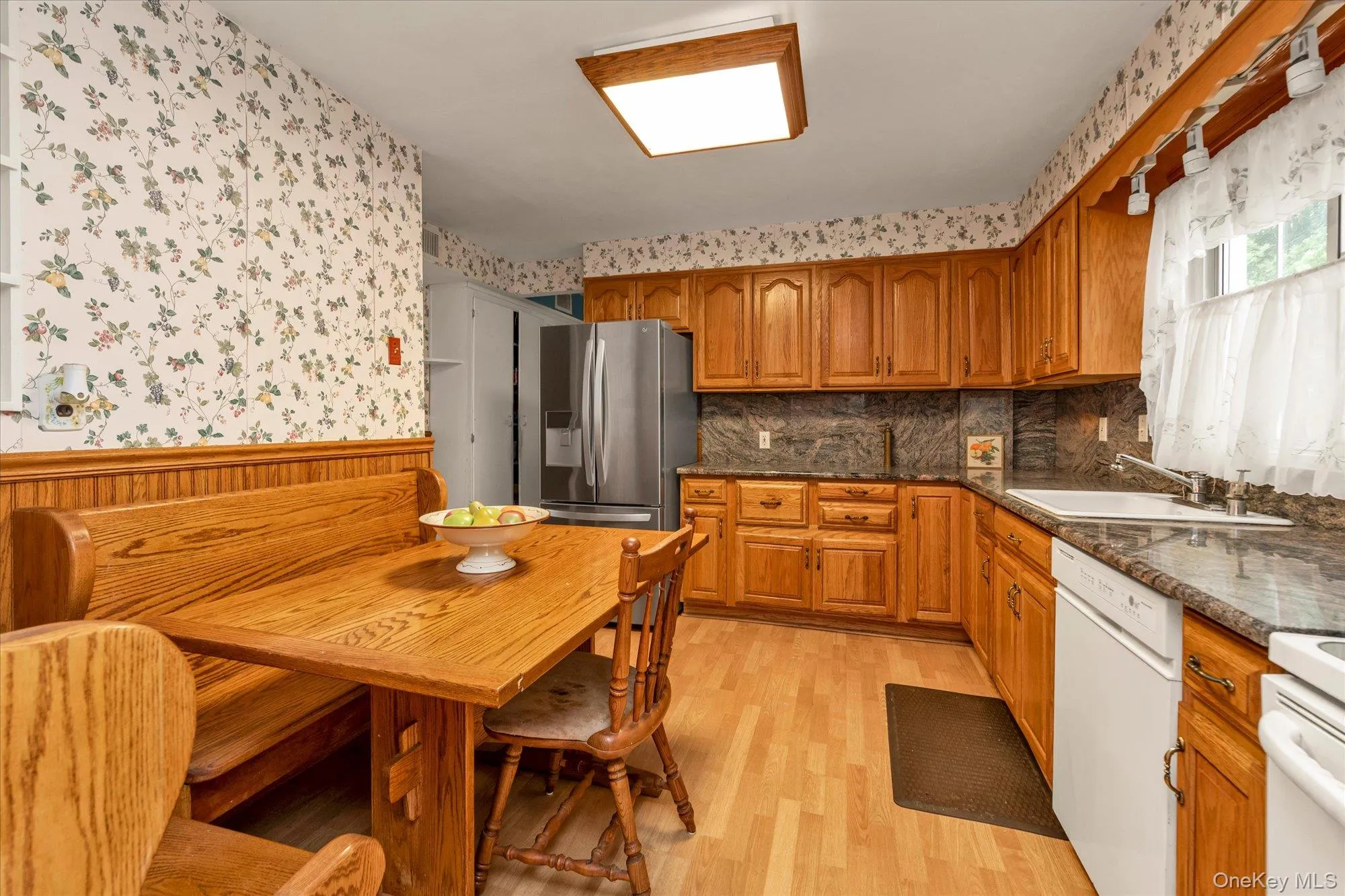 Kitchen with custom banquette Kitchen with custom banquette