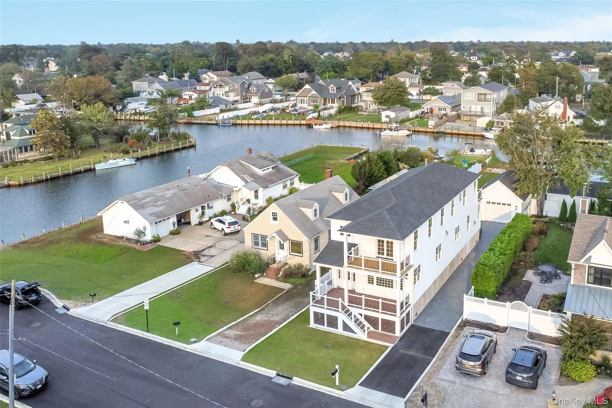 11 Riverdale Avenue, Oyster Bay, NY, 3 Bedrooms Bedrooms, 8 Rooms Rooms,3 BathroomsBathrooms,Residential,For Rent,Riverdale,0,1058946 11 Riverdale Avenue, Oyster Bay, NY, 3 Bedrooms Bedrooms, 8 Rooms Rooms,3 BathroomsBathrooms,Residential,For Rent,Riverdale,0,1058946