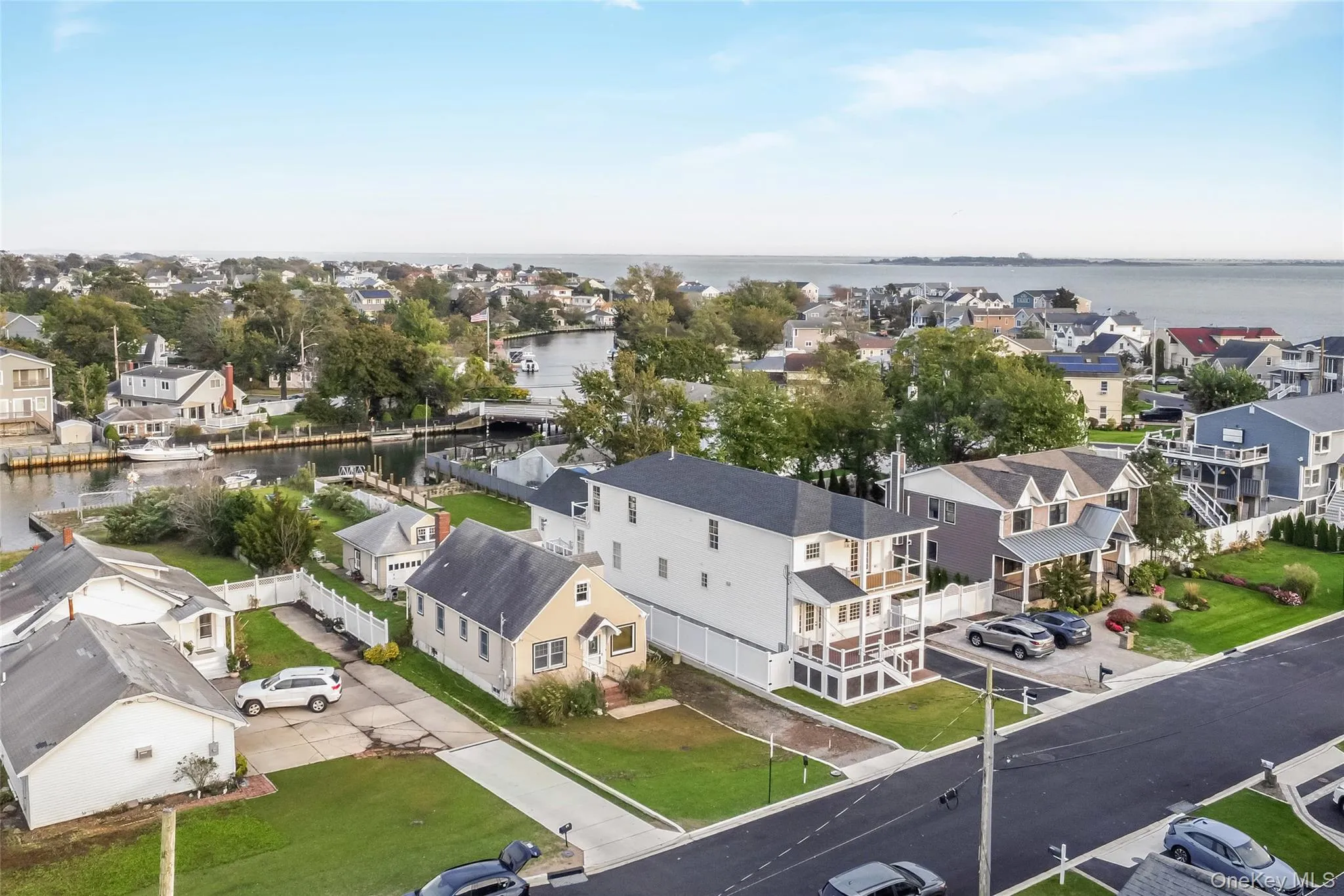 11 Riverdale Avenue, Oyster Bay, NY, 3 Bedrooms Bedrooms, 8 Rooms Rooms,3 BathroomsBathrooms,Residential,For Rent,Riverdale,0,1058946 11 Riverdale Avenue, Oyster Bay, NY, 3 Bedrooms Bedrooms, 8 Rooms Rooms,3 BathroomsBathrooms,Residential,For Rent,Riverdale,0,1058946