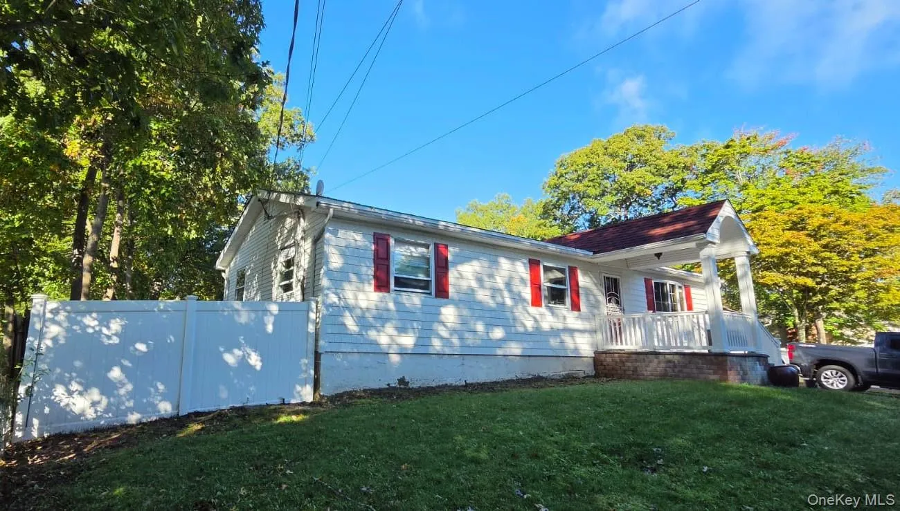 12 Nord Park Boulevard, Brookhaven, NY, 3 Bedroom Bedrooms, 6 Room Rooms,1 BathroomBathrooms,Residential Lease,For Rent,Nord Park,0,1058949 12 Nord Park Boulevard, Brookhaven, NY, 3 Bedroom Bedrooms, 6 Room Rooms,1 BathroomBathrooms,Residential Lease,For Rent,Nord Park,0,1058949