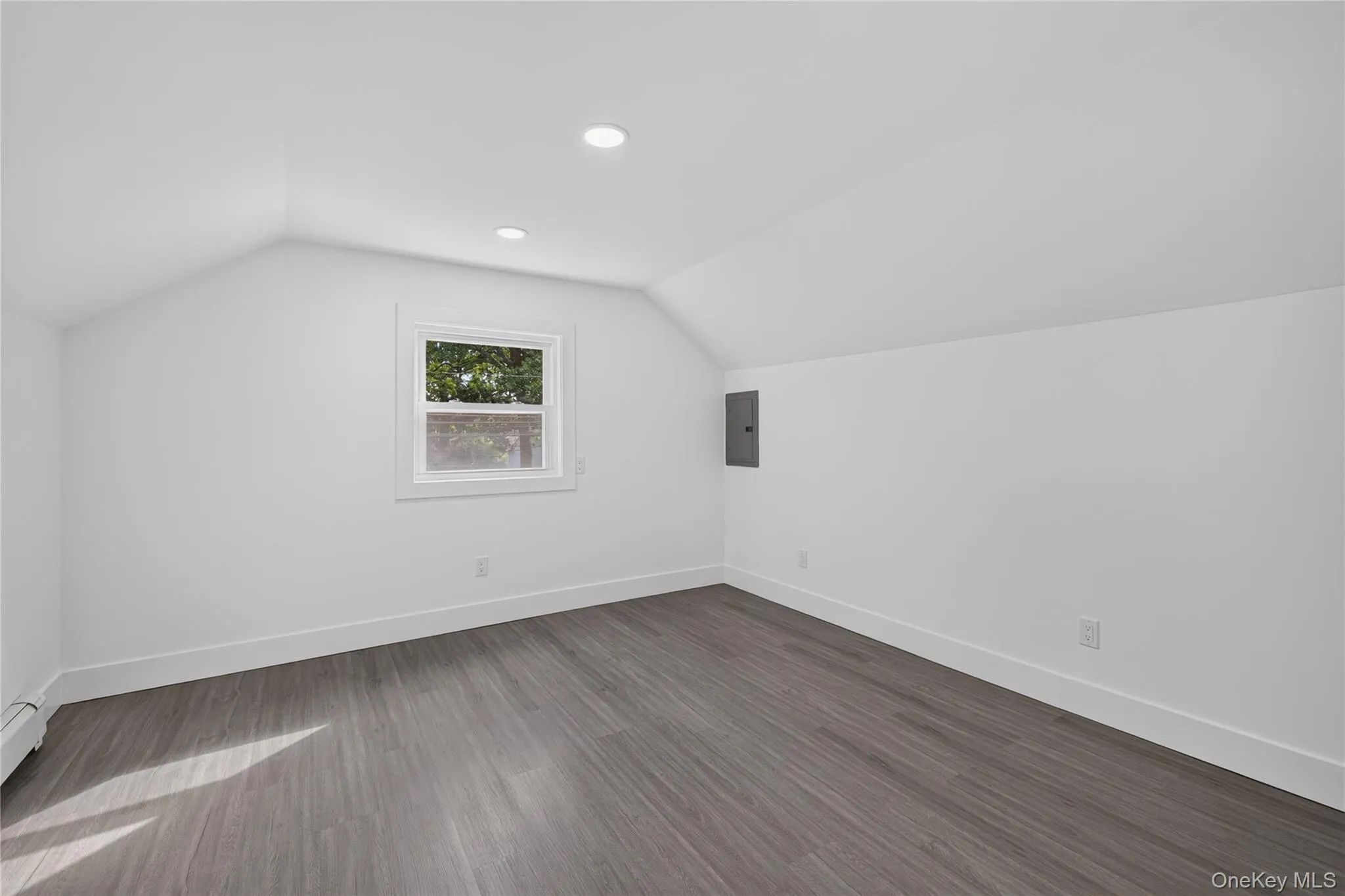 36 Hounslow Road, Brookhaven, NY, 8 Bedrooms Bedrooms, 17 Rooms Rooms,3 BathroomsBathrooms,Residential,For Rent,Hounslow,0,1058950 36 Hounslow Road, Brookhaven, NY, 8 Bedrooms Bedrooms, 17 Rooms Rooms,3 BathroomsBathrooms,Residential,For Rent,Hounslow,0,1058950