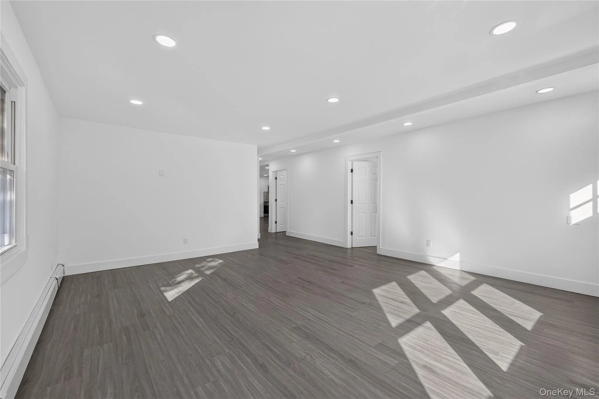 36 Hounslow Road, Brookhaven, NY, 8 Bedrooms Bedrooms, 17 Rooms Rooms,3 BathroomsBathrooms,Residential,For Rent,Hounslow,0,1058950 36 Hounslow Road, Brookhaven, NY, 8 Bedrooms Bedrooms, 17 Rooms Rooms,3 BathroomsBathrooms,Residential,For Rent,Hounslow,0,1058950
