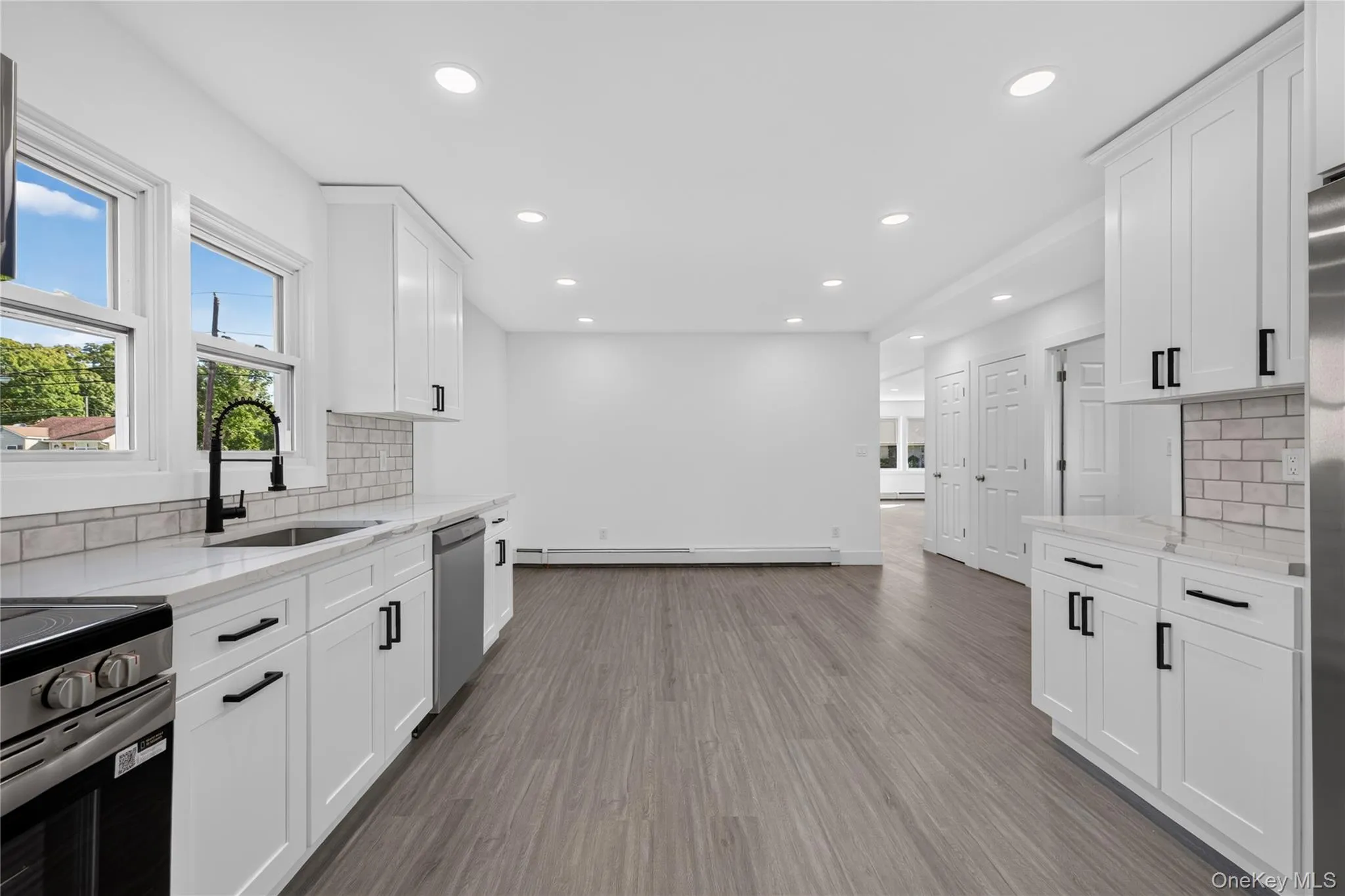 36 Hounslow Road, Brookhaven, NY, 8 Bedrooms Bedrooms, 17 Rooms Rooms,3 BathroomsBathrooms,Residential,For Rent,Hounslow,0,1058950 36 Hounslow Road, Brookhaven, NY, 8 Bedrooms Bedrooms, 17 Rooms Rooms,3 BathroomsBathrooms,Residential,For Rent,Hounslow,0,1058950