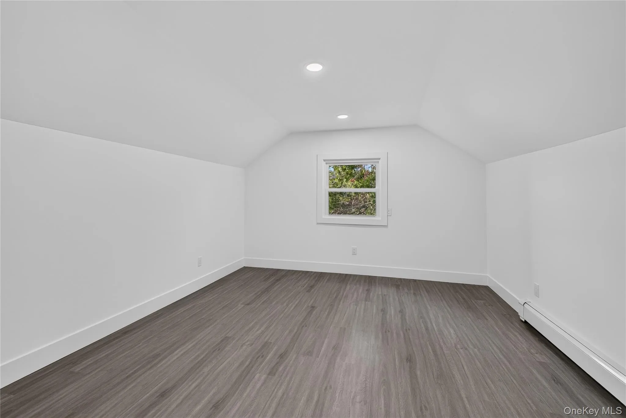 36 Hounslow Road, Brookhaven, NY, 8 Bedrooms Bedrooms, 17 Rooms Rooms,3 BathroomsBathrooms,Residential,For Rent,Hounslow,0,1058950 36 Hounslow Road, Brookhaven, NY, 8 Bedrooms Bedrooms, 17 Rooms Rooms,3 BathroomsBathrooms,Residential,For Rent,Hounslow,0,1058950