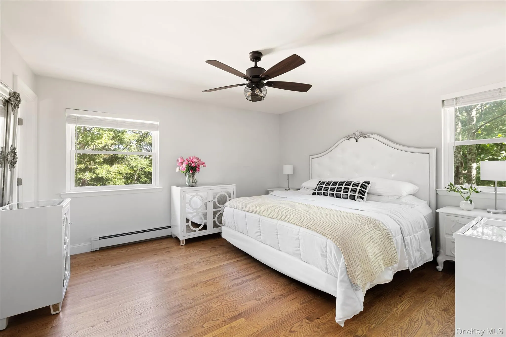 30 Squires Boulevard, Southampton, NY, 4 Bedrooms Bedrooms, 8 Rooms Rooms,3 BathroomsBathrooms,Residential,For Rent,Squires,0,1058952 30 Squires Boulevard, Southampton, NY, 4 Bedrooms Bedrooms, 8 Rooms Rooms,3 BathroomsBathrooms,Residential,For Rent,Squires,0,1058952