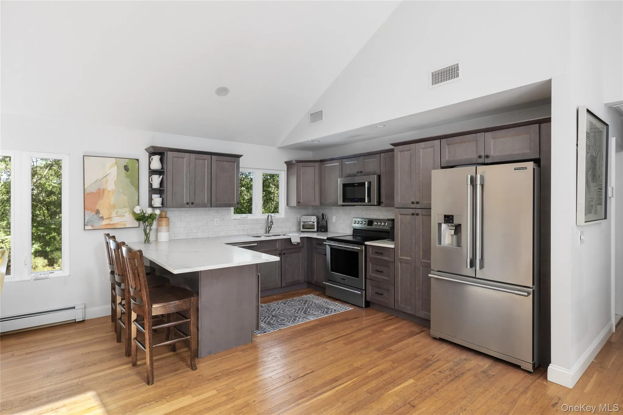 30 Squires Boulevard, Southampton, NY, 4 Bedrooms Bedrooms, 8 Rooms Rooms,3 BathroomsBathrooms,Residential,For Rent,Squires,0,1058952 30 Squires Boulevard, Southampton, NY, 4 Bedrooms Bedrooms, 8 Rooms Rooms,3 BathroomsBathrooms,Residential,For Rent,Squires,0,1058952