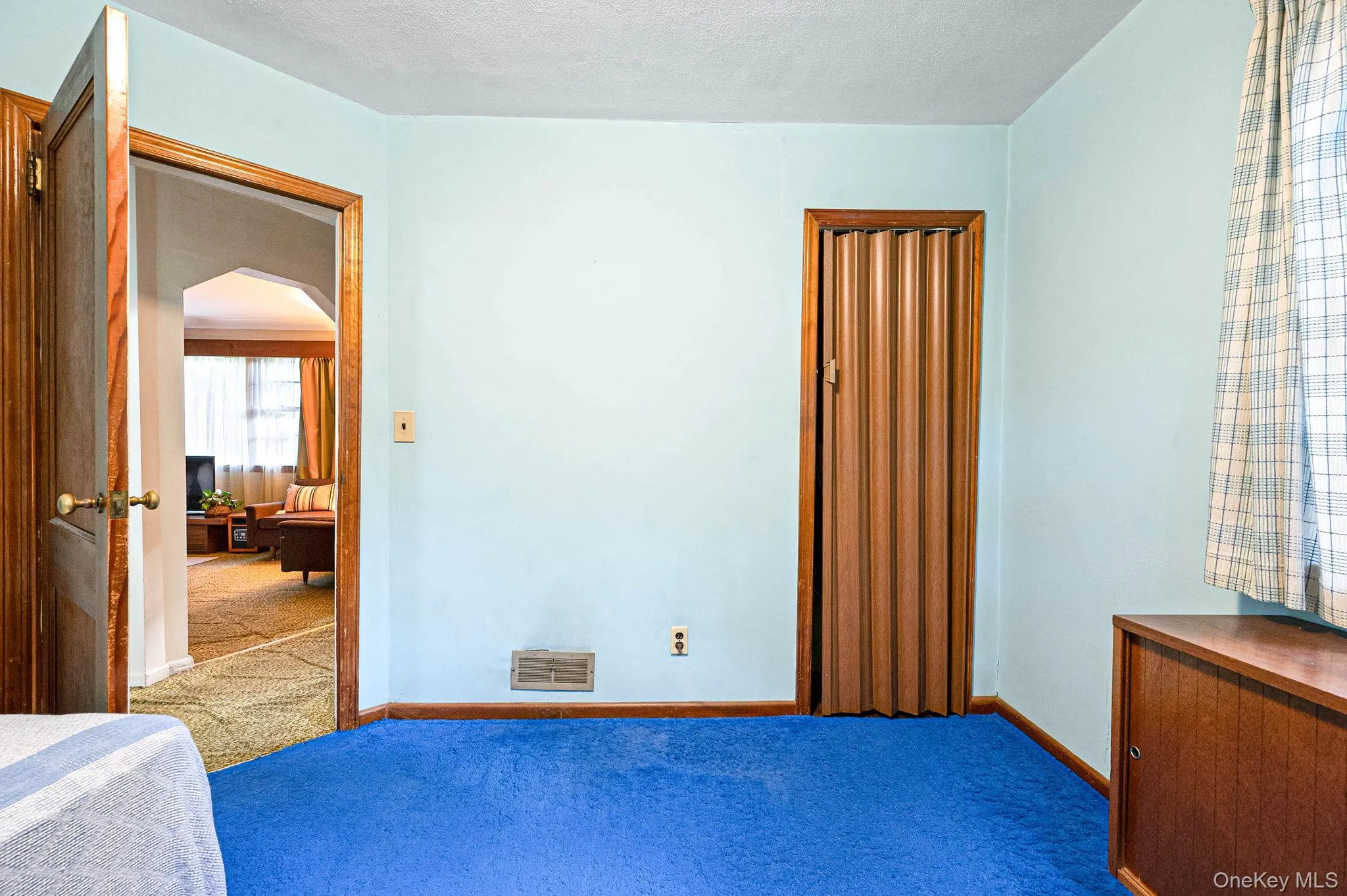 5 Everest Court, Huntington, NY, 3 Bedrooms Bedrooms, 6 Rooms Rooms,1 BathroomBathrooms,Residential,For Rent,Everest,0,1058953 5 Everest Court, Huntington, NY, 3 Bedrooms Bedrooms, 6 Rooms Rooms,1 BathroomBathrooms,Residential,For Rent,Everest,0,1058953