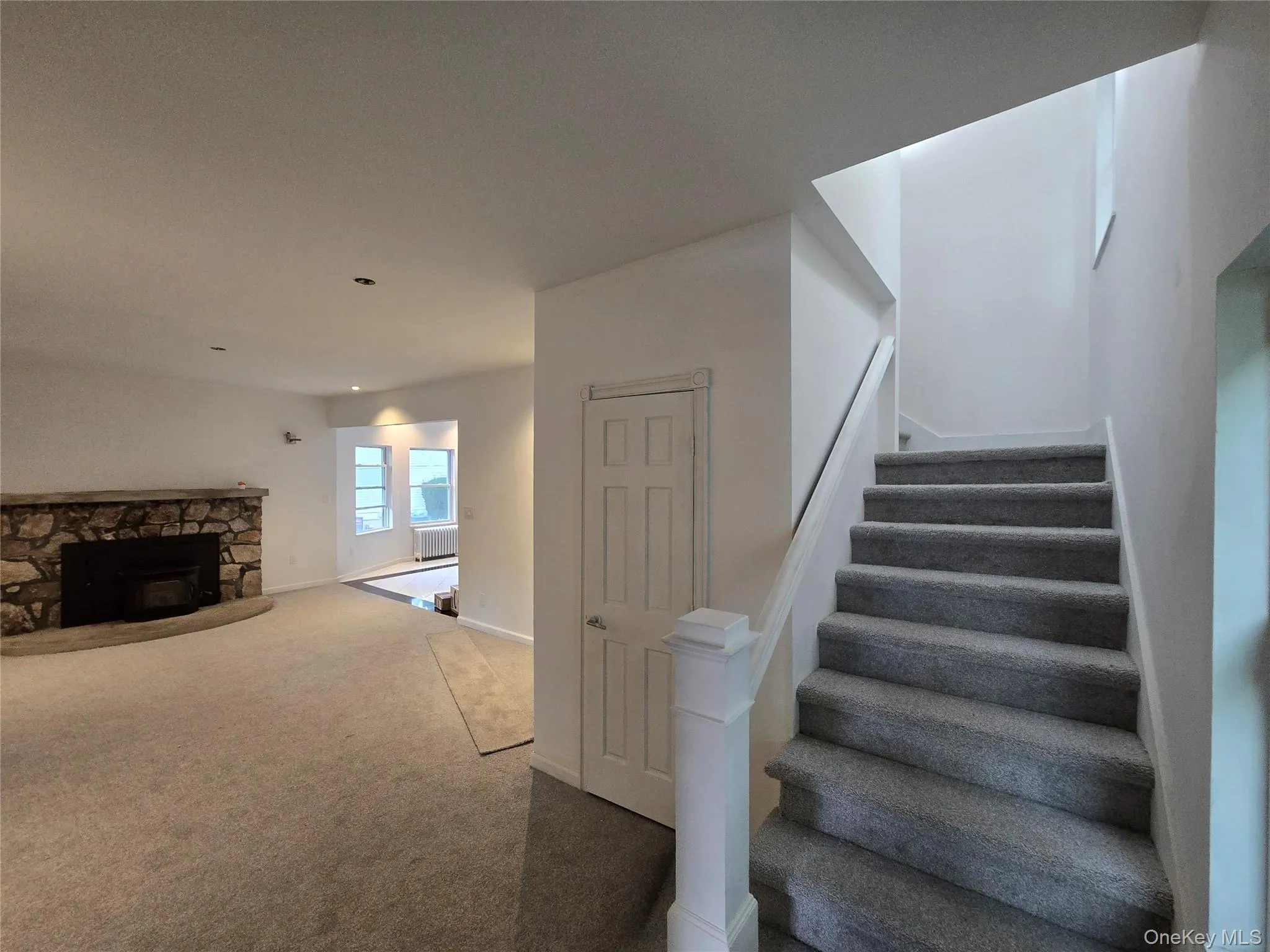 300 Lakeside Road, Newburgh (town), NY, 5 Bedrooms Bedrooms, 11 Rooms Rooms,3 BathroomsBathrooms,Residential,For Rent,Lakeside,0,1058955 300 Lakeside Road, Newburgh (town), NY, 5 Bedrooms Bedrooms, 11 Rooms Rooms,3 BathroomsBathrooms,Residential,For Rent,Lakeside,0,1058955